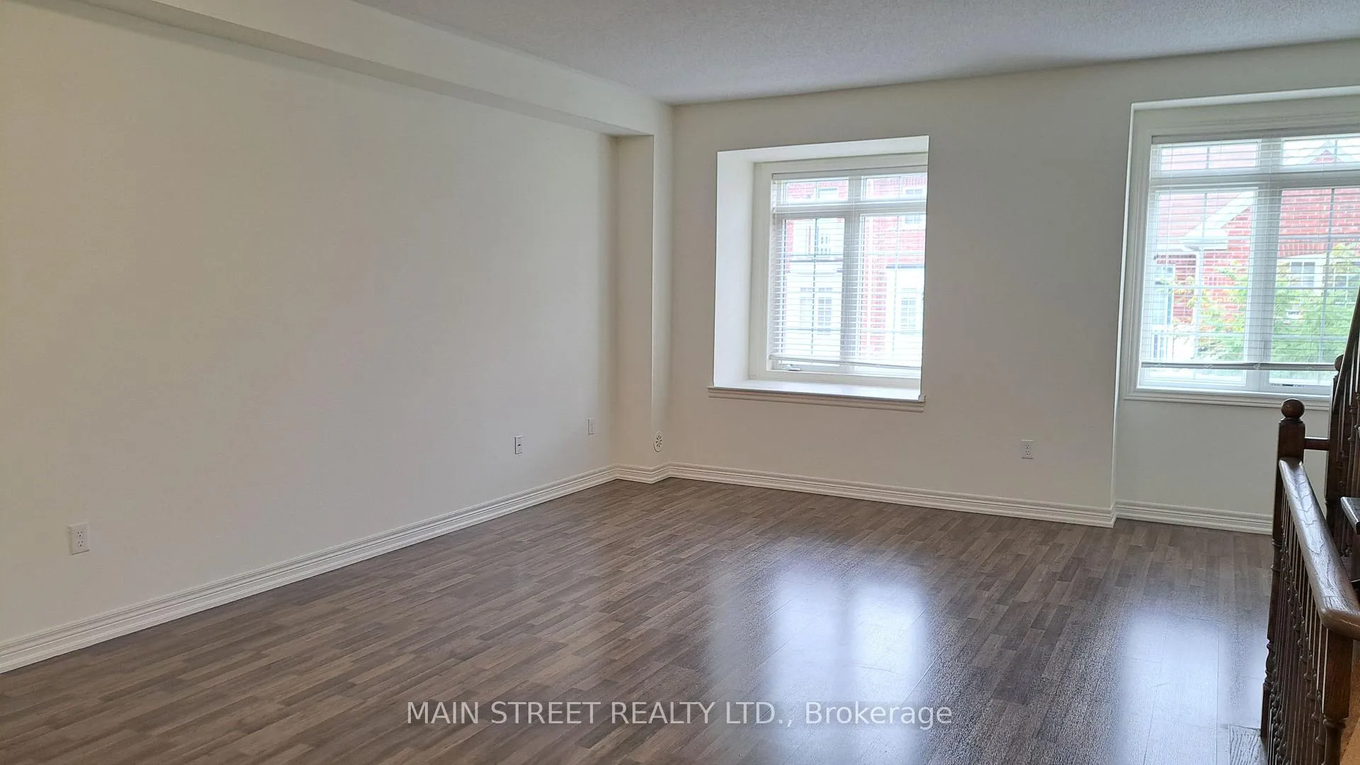 Photo 8 of 7 Roy Grove Way, Markham, Greensborough — HOMEH
