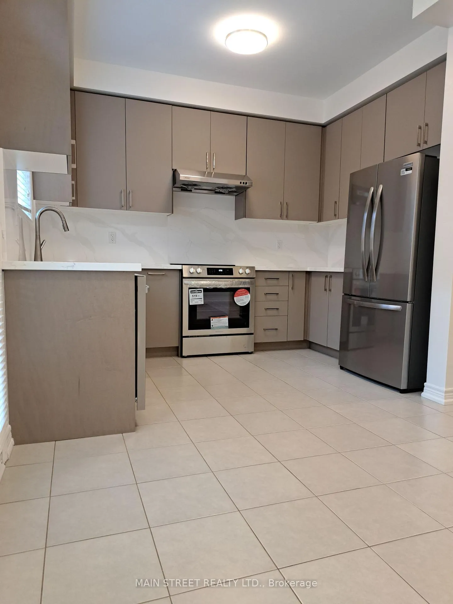 Photo 12 of 7 Roy Grove Way, Markham, Greensborough — HOMEH