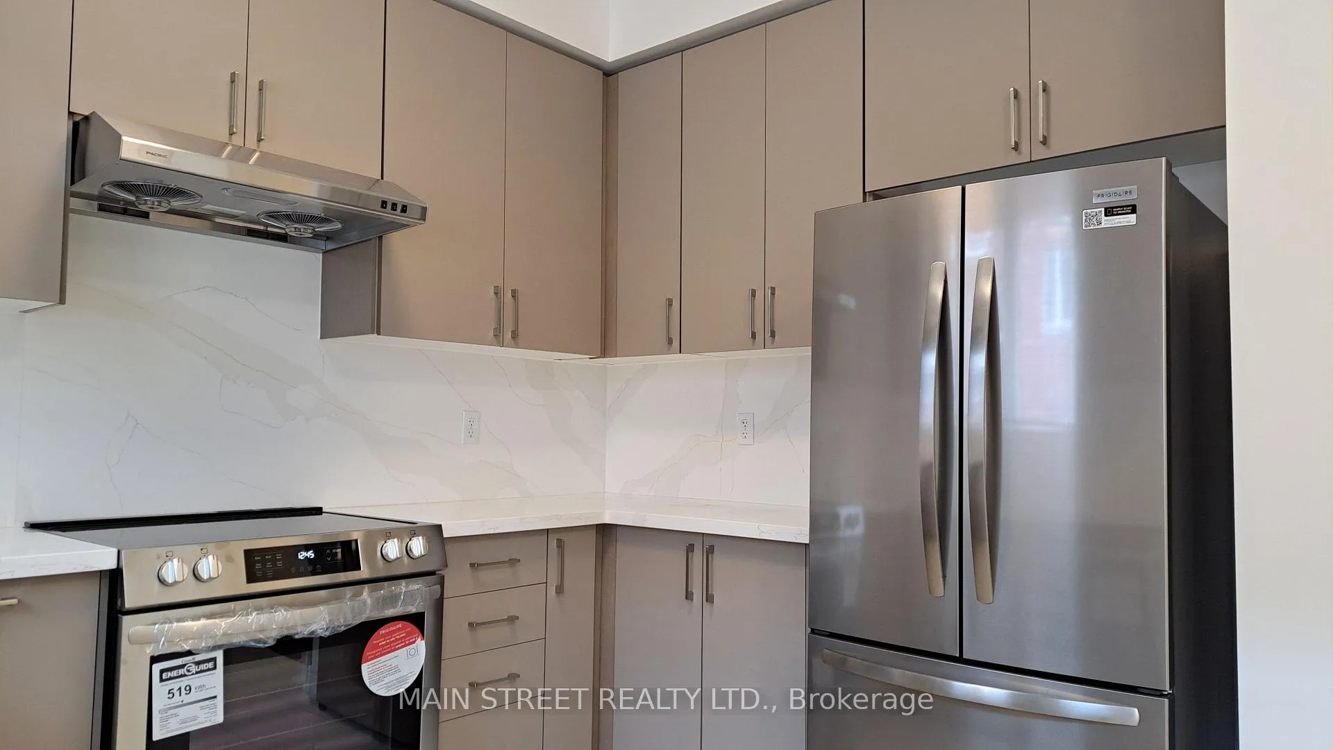 Photo 16 of 7 Roy Grove Way, Markham, Greensborough — HOMEH