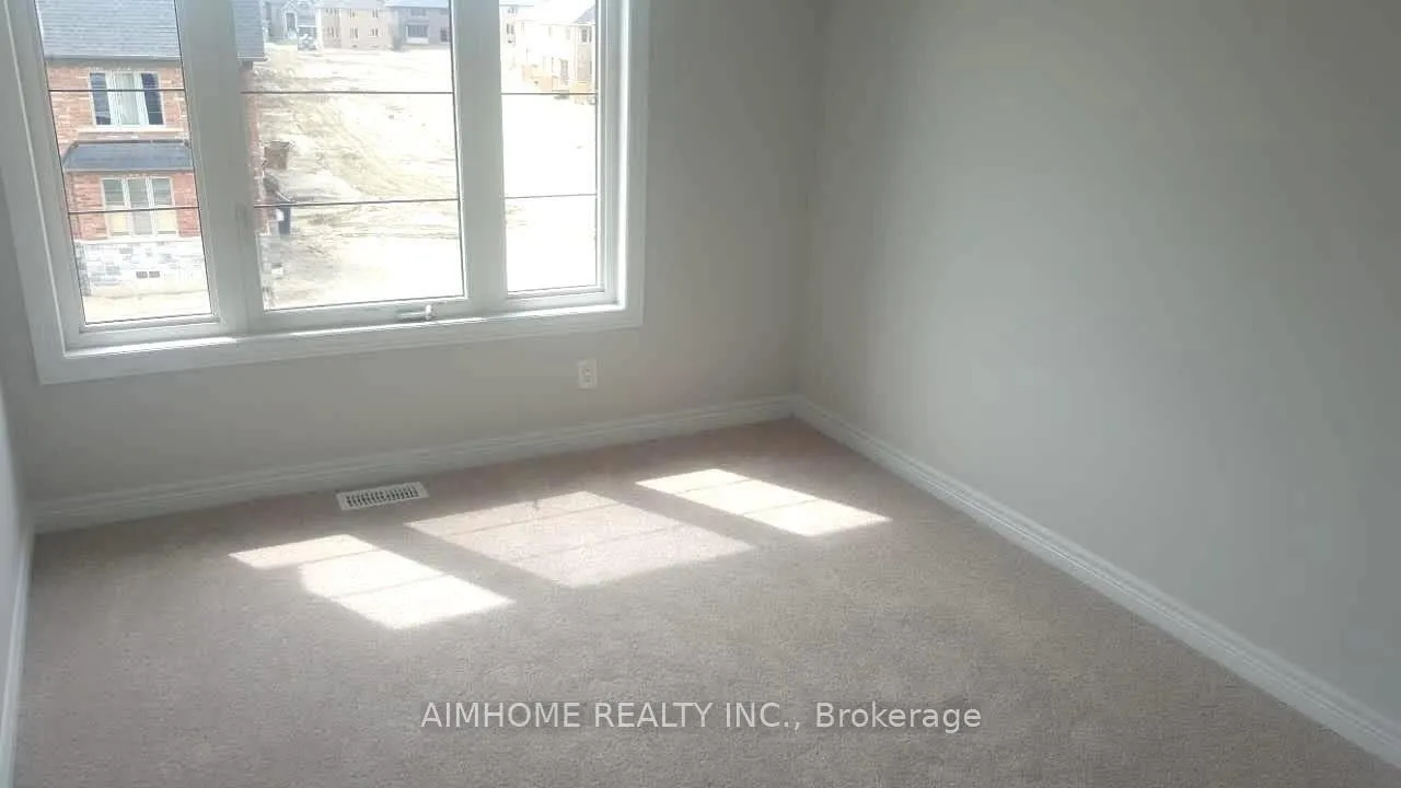 Photo 5 of 2110 Dale Road, Innisfil, Alcona — HOMEH
