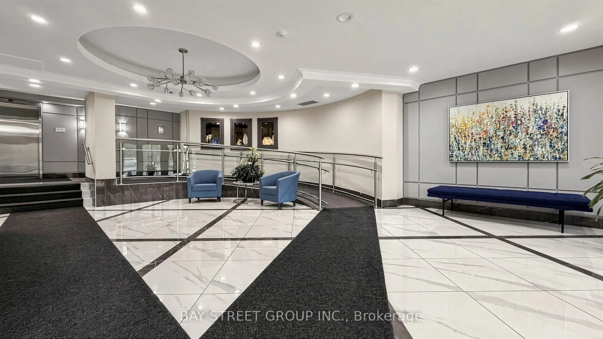 Photo 6 of Unit PH 720, 1001 Cedarglen Gate, Mississauga, Erindale — HOMEH