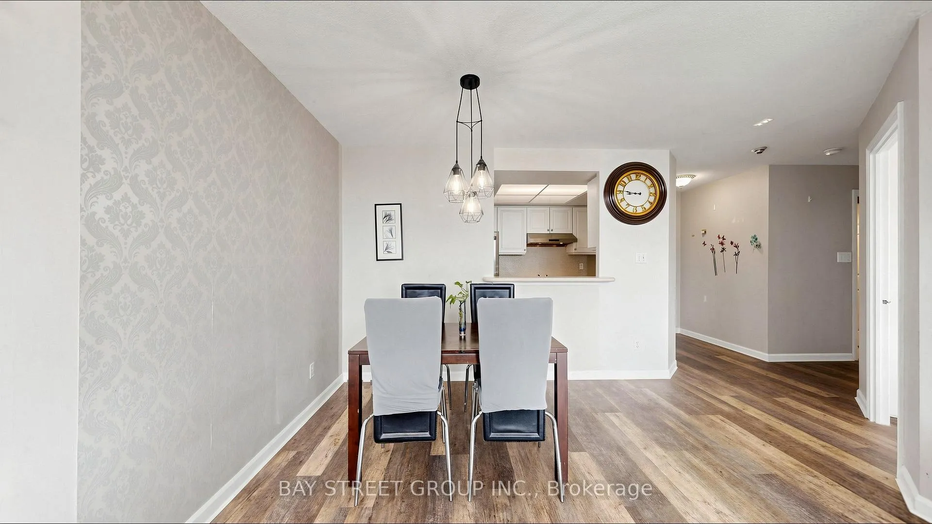 Photo 15 of Unit PH 720, 1001 Cedarglen Gate, Mississauga, Erindale — HOMEH