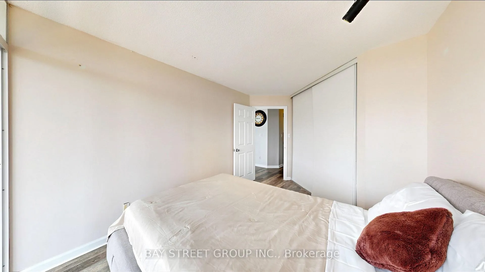 Photo 29 of Unit PH 720, 1001 Cedarglen Gate, Mississauga, Erindale — HOMEH