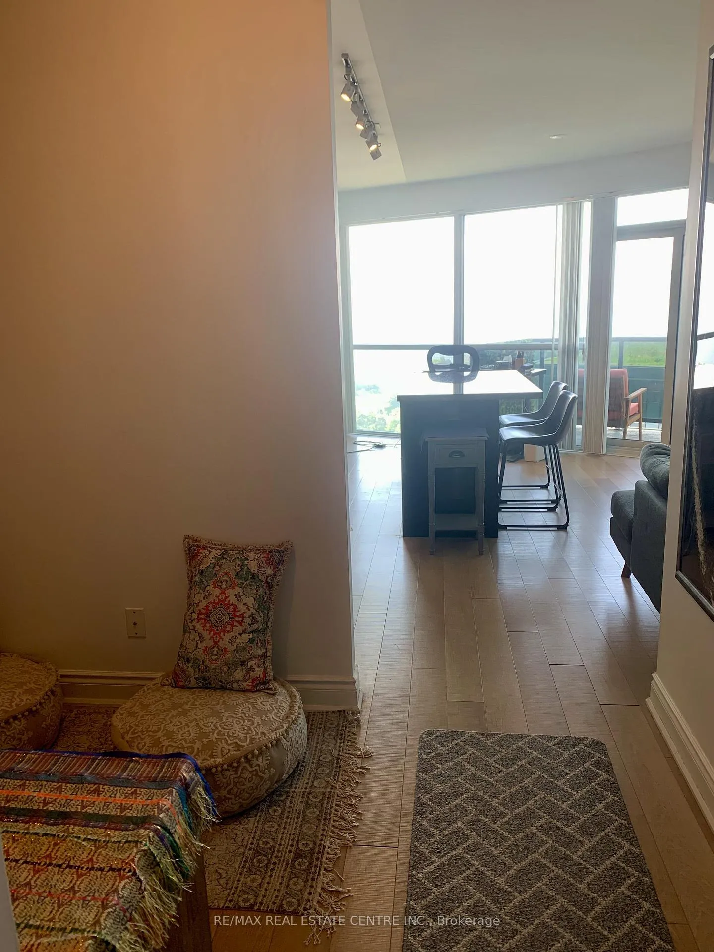 Photo 2 of Unit 1906, 80 Marine Parade Drive N, Etobicoke, Mimico — HOMEH