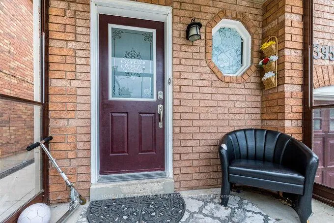 Photo 4 of 3953 Manatee Way, Mississauga, Churchill Meadows — HOMEH