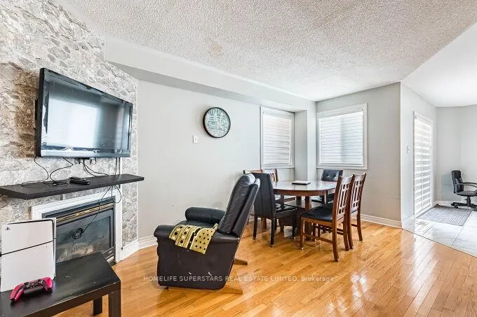 Photo 7 of 3953 Manatee Way, Mississauga, Churchill Meadows — HOMEH