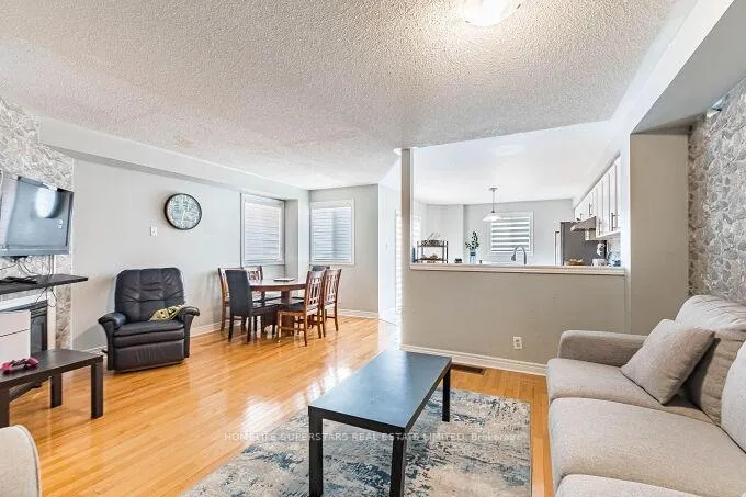 Photo 10 of 3953 Manatee Way, Mississauga, Churchill Meadows — HOMEH