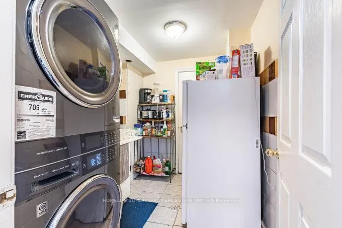 Photo 39 of 3953 Manatee Way, Mississauga, Churchill Meadows — HOMEH