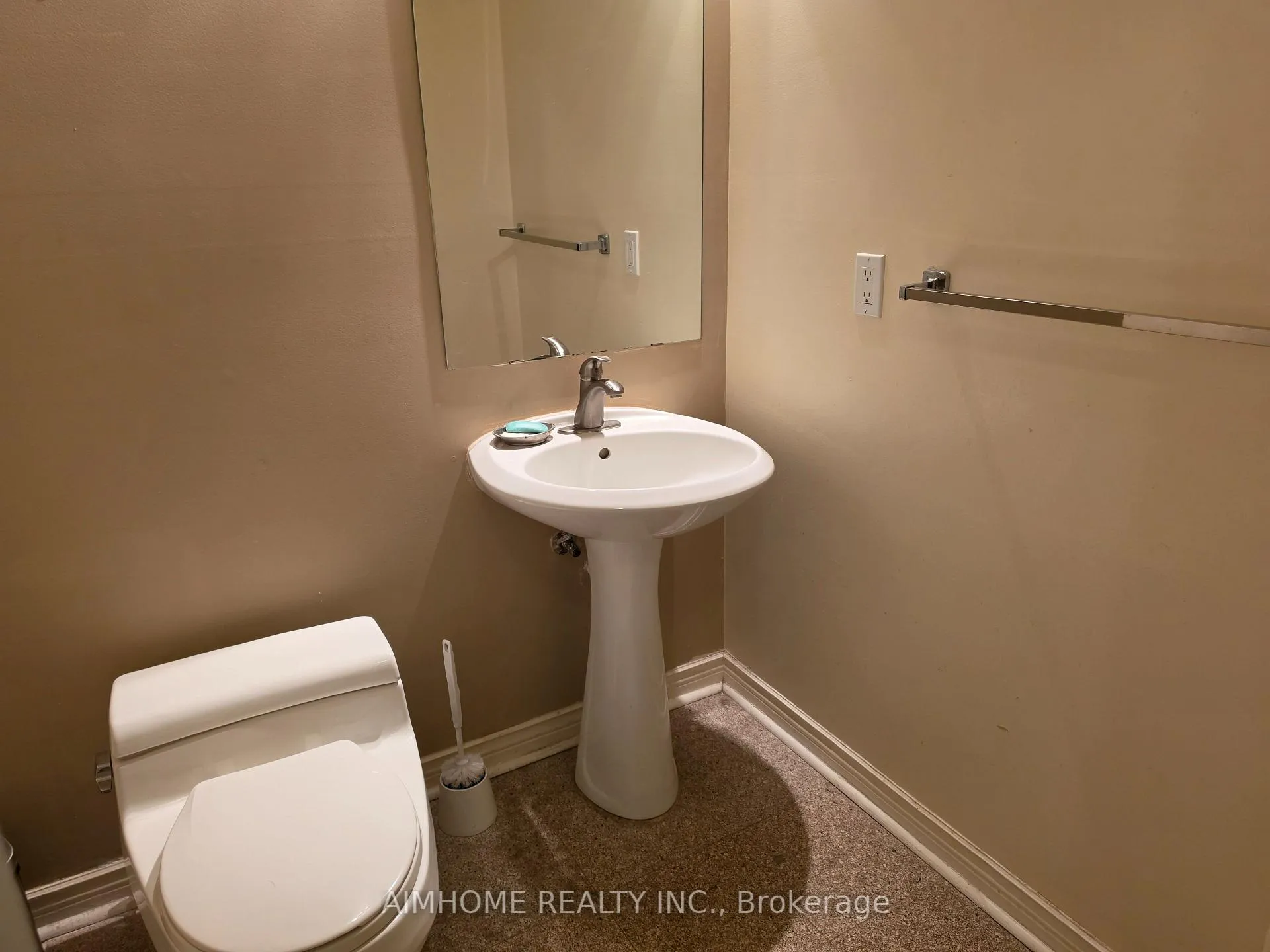 Photo 14 of 49 Holbrook Court, Markham, Unionville — HOMEH