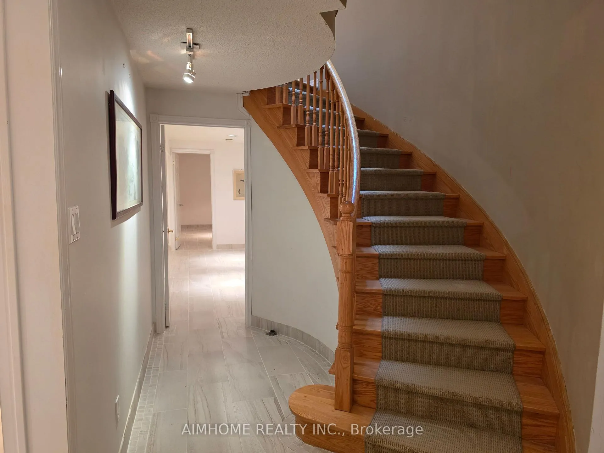 Photo 25 of 49 Holbrook Court, Markham, Unionville — HOMEH