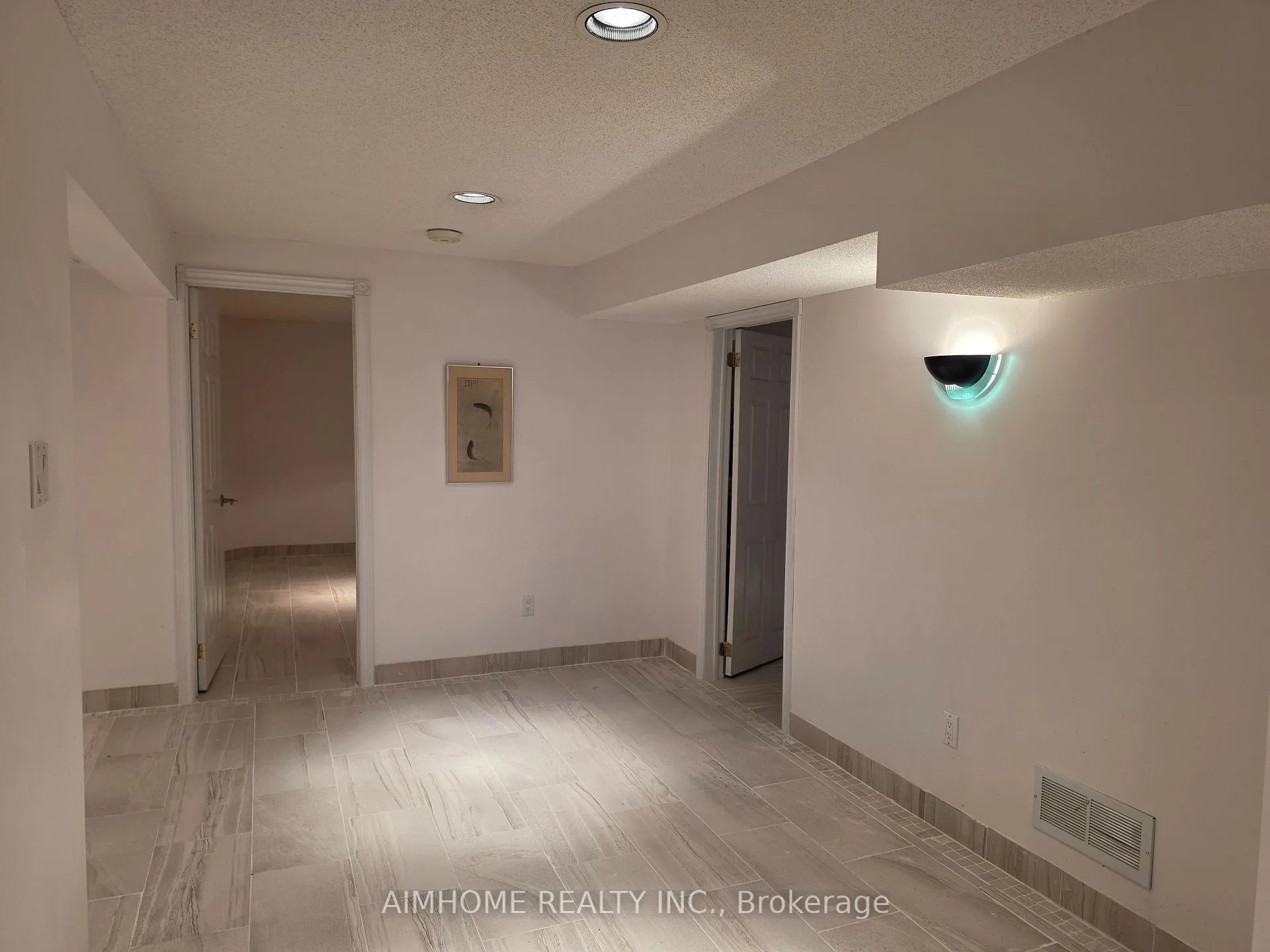 Photo 29 of 49 Holbrook Court, Markham, Unionville — HOMEH
