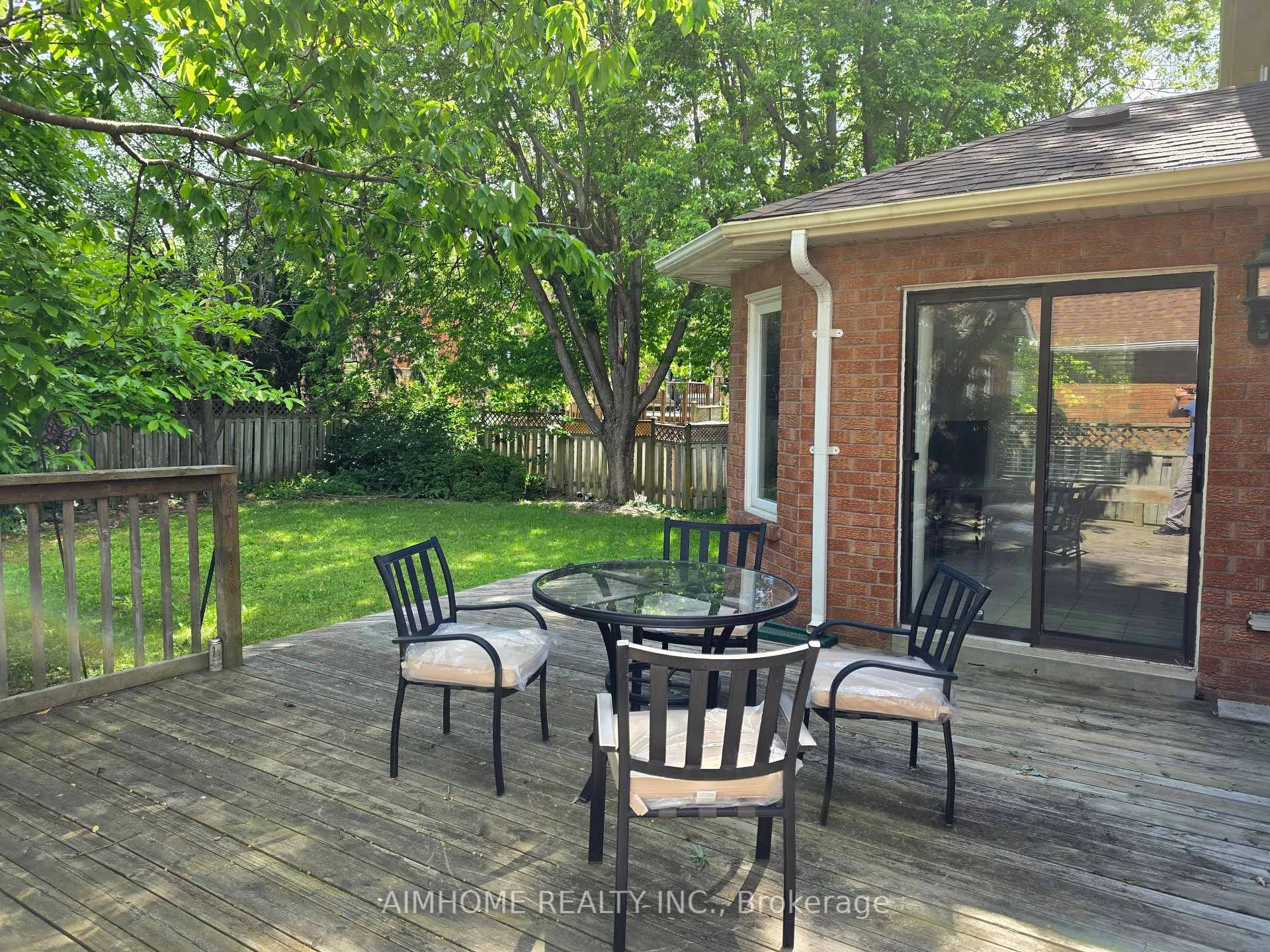 Photo 33 of 49 Holbrook Court, Markham, Unionville — HOMEH
