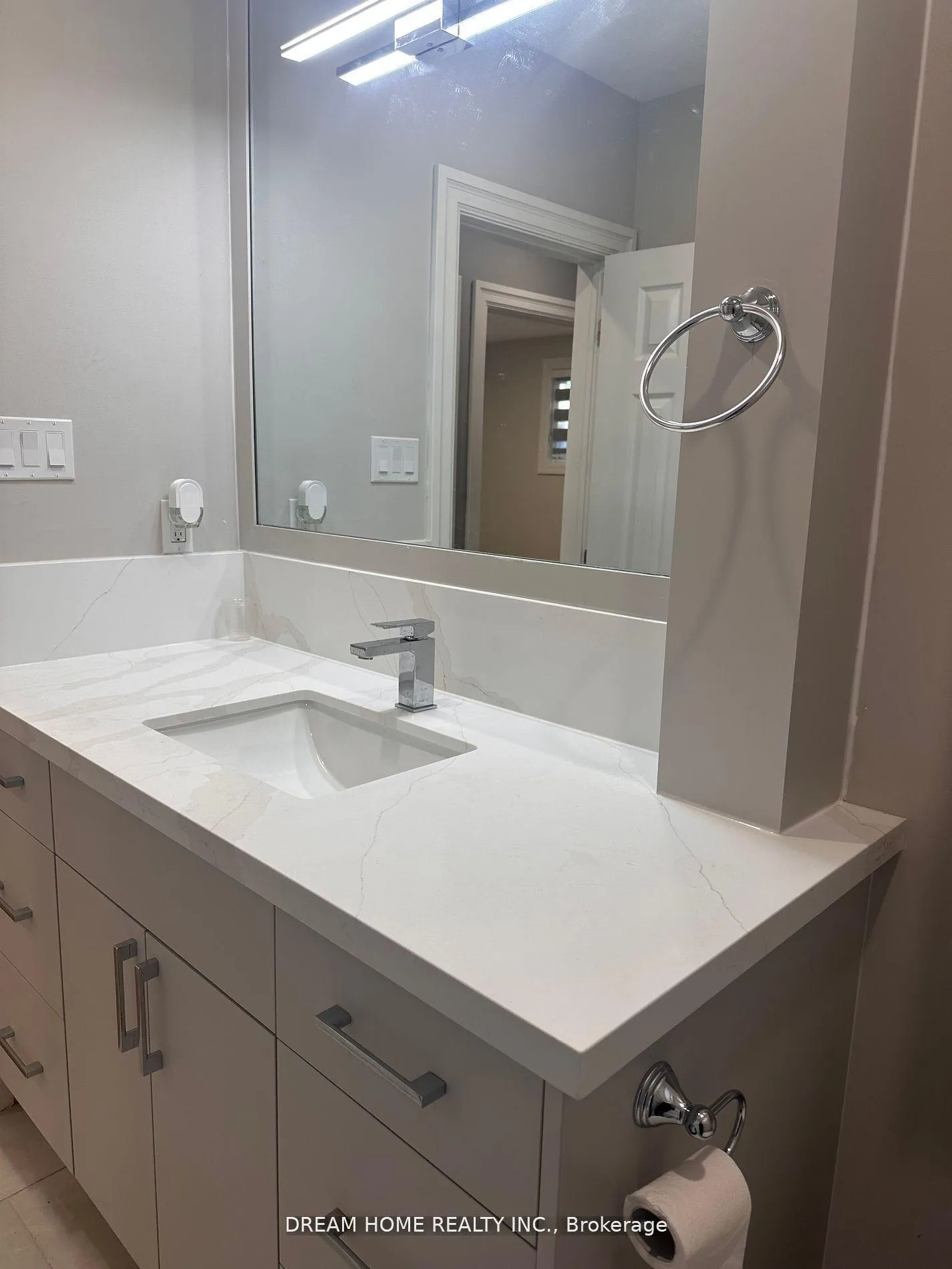 Photo 20 of Unit Main, 5 Empire Court, Hamilton, Corman — HOMEH