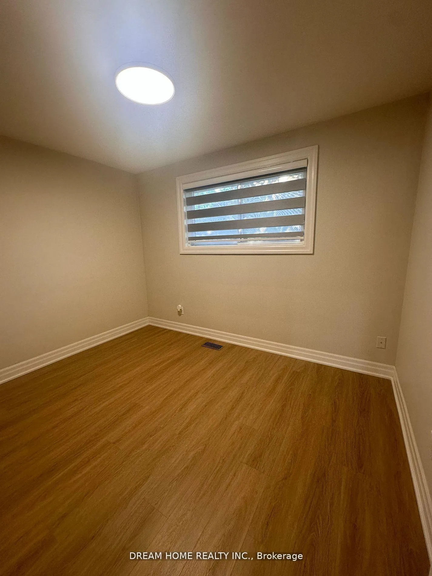 Photo 21 of Unit Main, 5 Empire Court, Hamilton, Corman — HOMEH