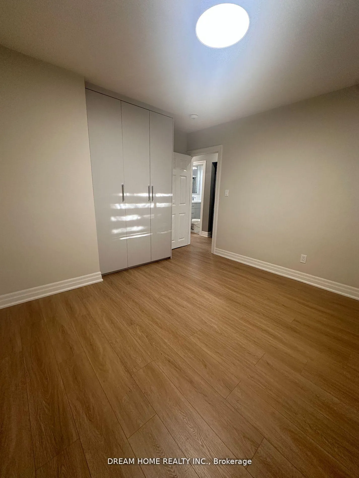 Photo 31 of Unit Main, 5 Empire Court, Hamilton, Corman — HOMEH