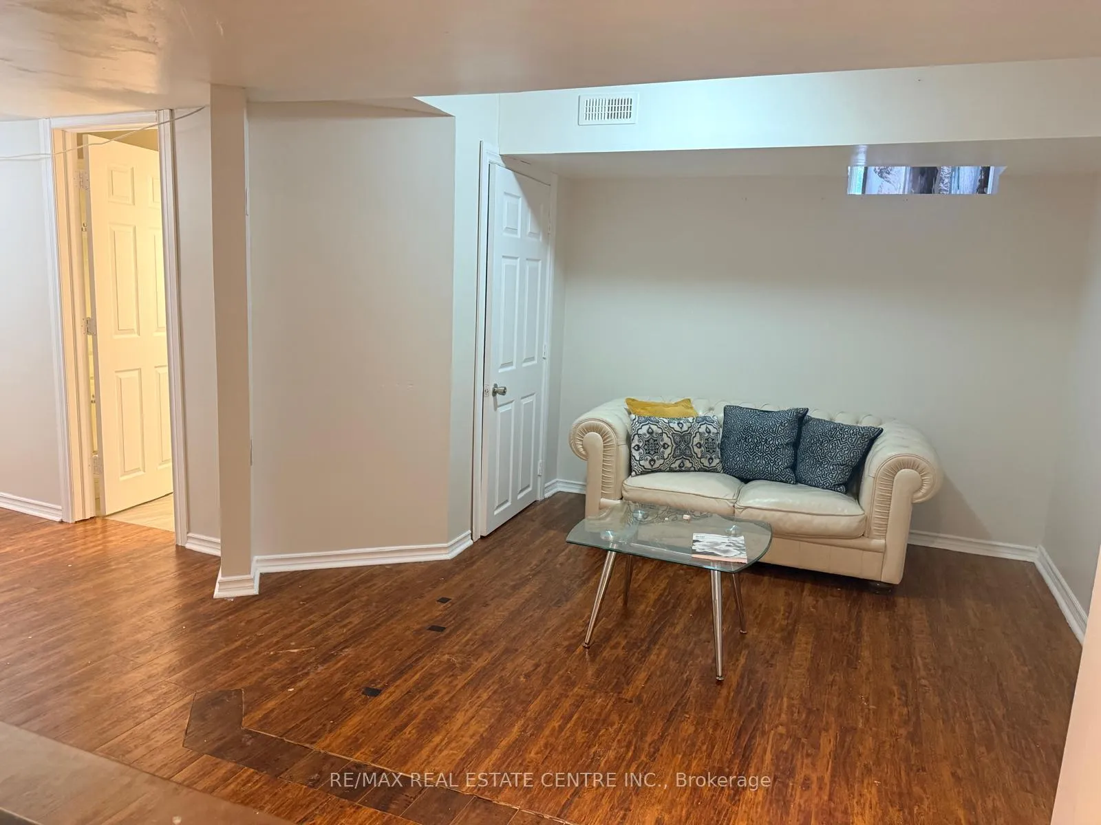 Photo 5 of Unit Basement, 148 Gardenbrooke Trail, Brampton, Bram East — HOMEH
