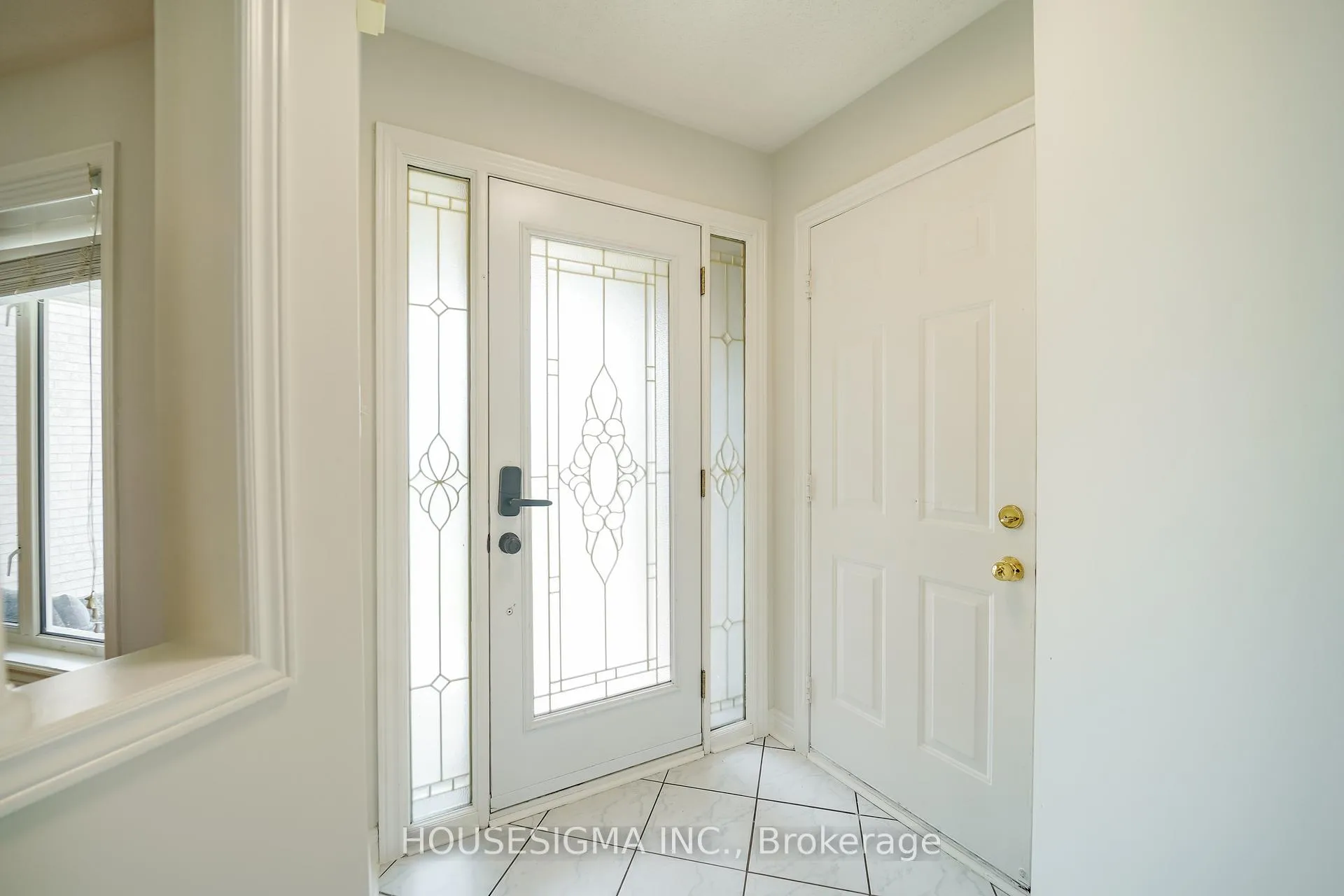 Photo 6 of 266 Royalpark Way, Vaughan, Elder Mills — HOMEH