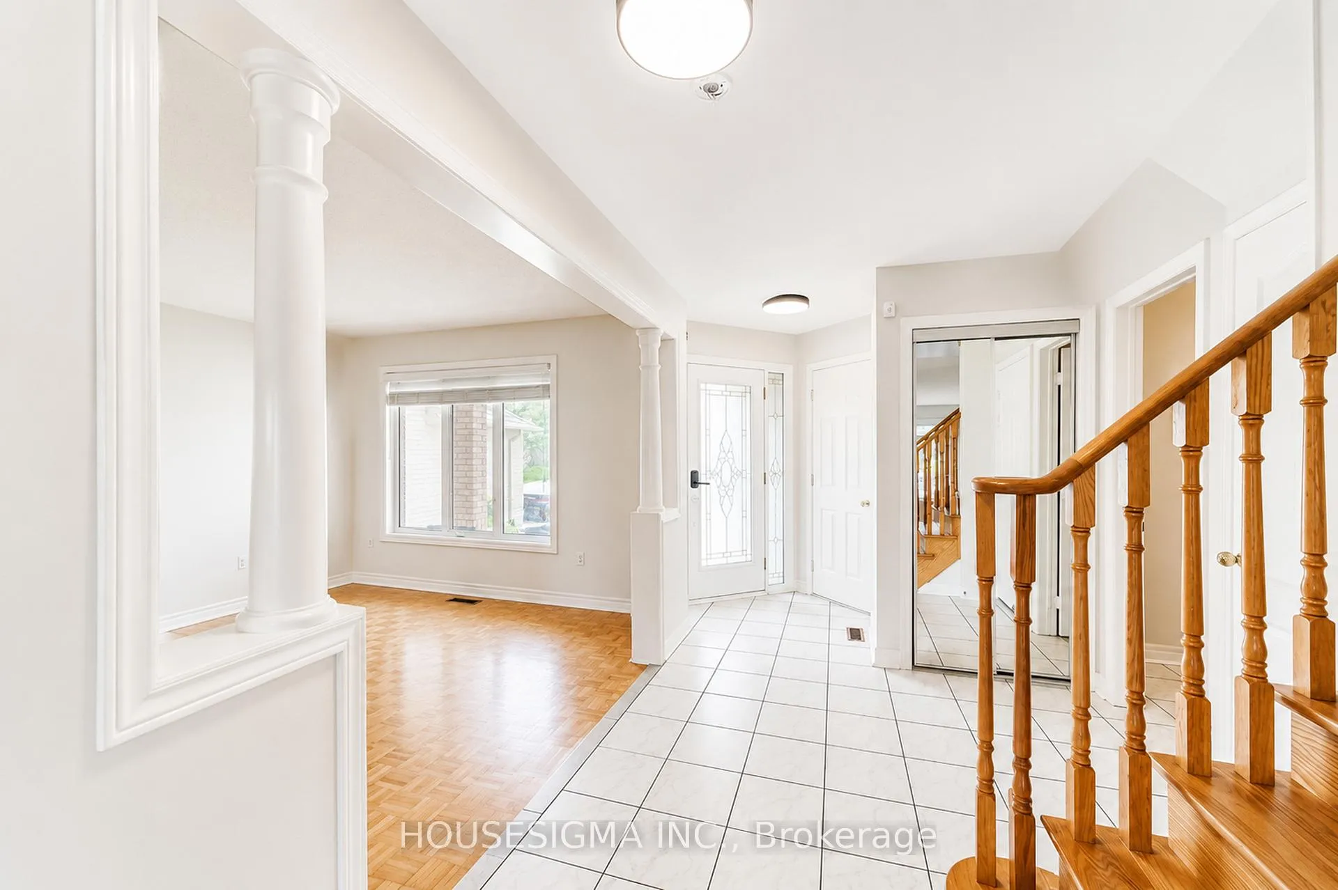 Photo 10 of 266 Royalpark Way, Vaughan, Elder Mills — HOMEH