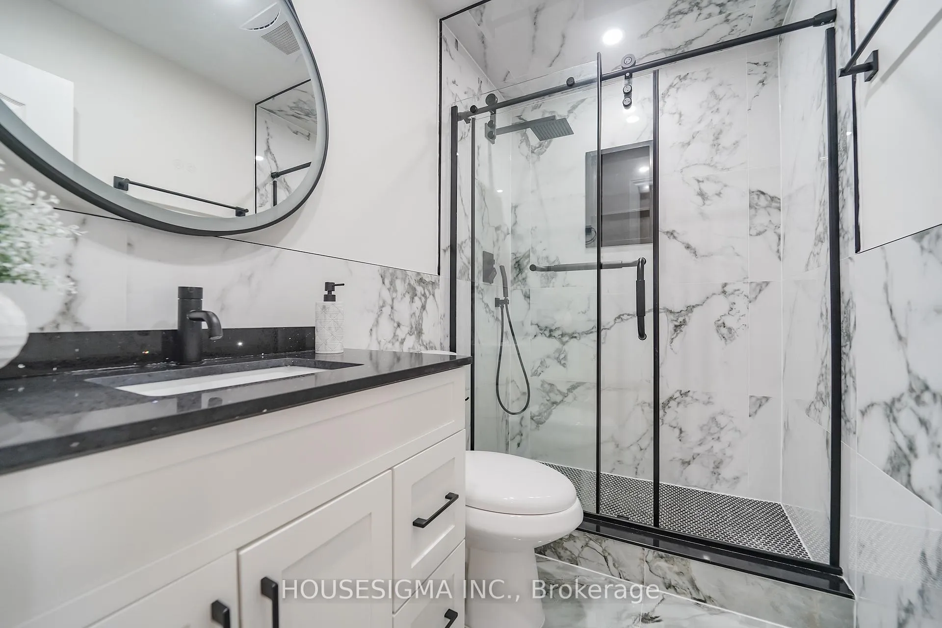 Photo 25 of 266 Royalpark Way, Vaughan, Elder Mills — HOMEH
