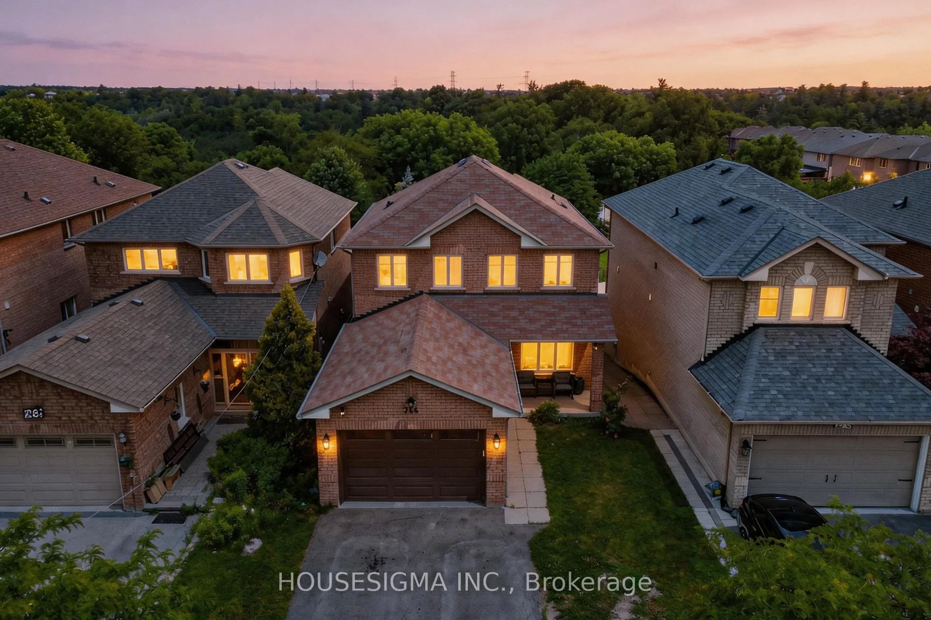 Photo 46 of 266 Royalpark Way, Vaughan, Elder Mills — HOMEH