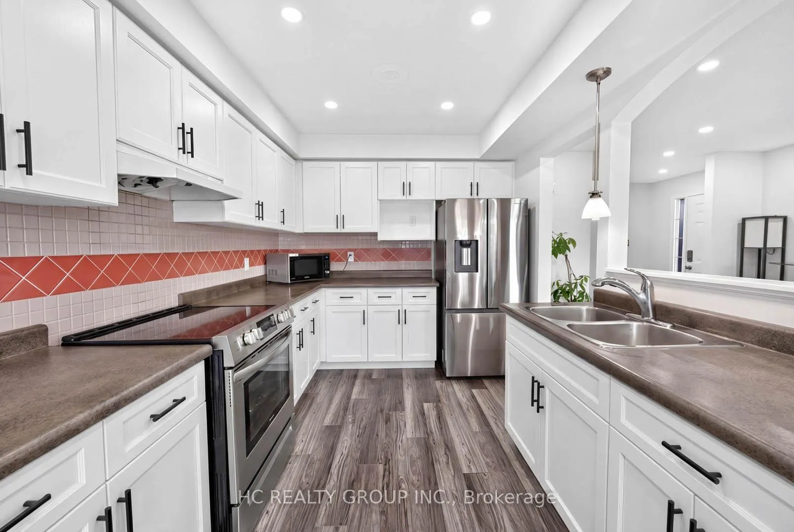Photo 24 of 465 Dewitt Road, Hamilton, Lakeshore — HOMEH