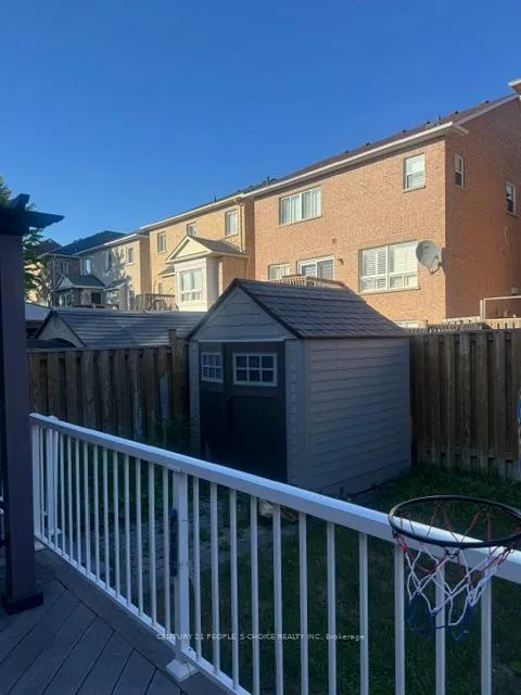 Photo 22 of 33 Mansbridge Crescent, Ajax, Northeast Ajax — HOMEH