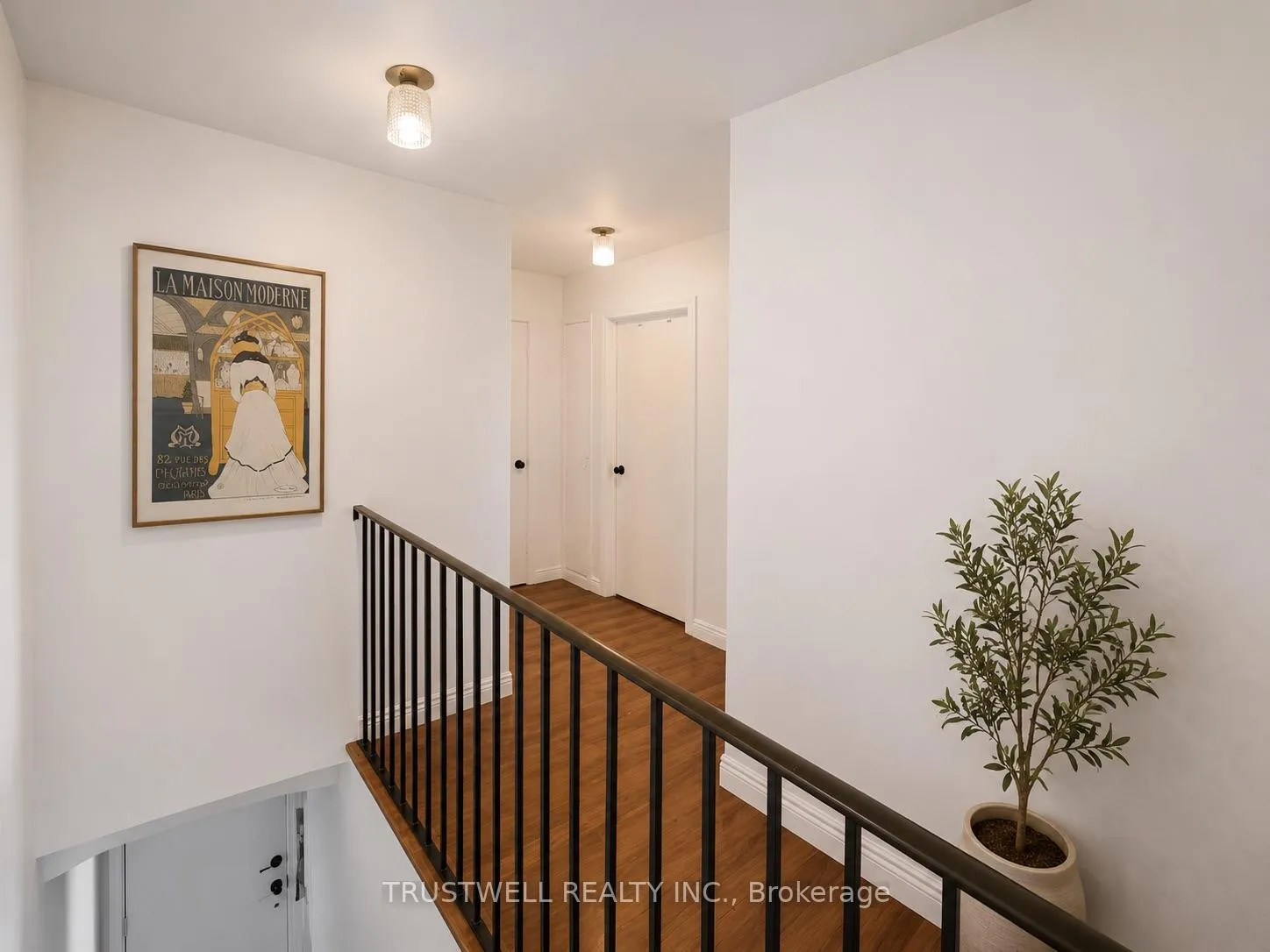 Photo 5 of Unit Apt B, 124 Atlantic Avenue, Toronto, South Parkdale — HOMEH