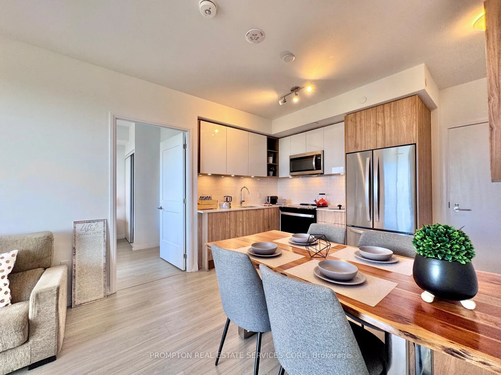 Photo 12 of Unit 2008, 25 Holly Street, Toronto, Mount Pleasant West — HOMEH