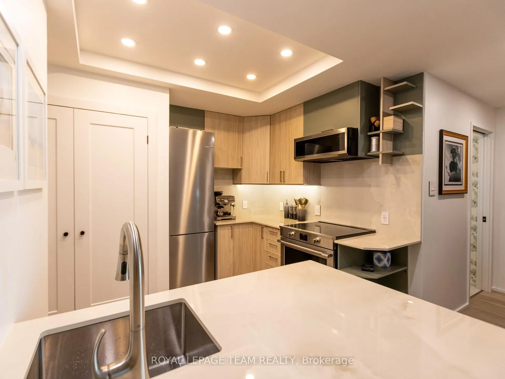 Photo 11 of Unit 2, 15 Murray Street, Ottawa, Lower Town/Byward Market — HOMEH