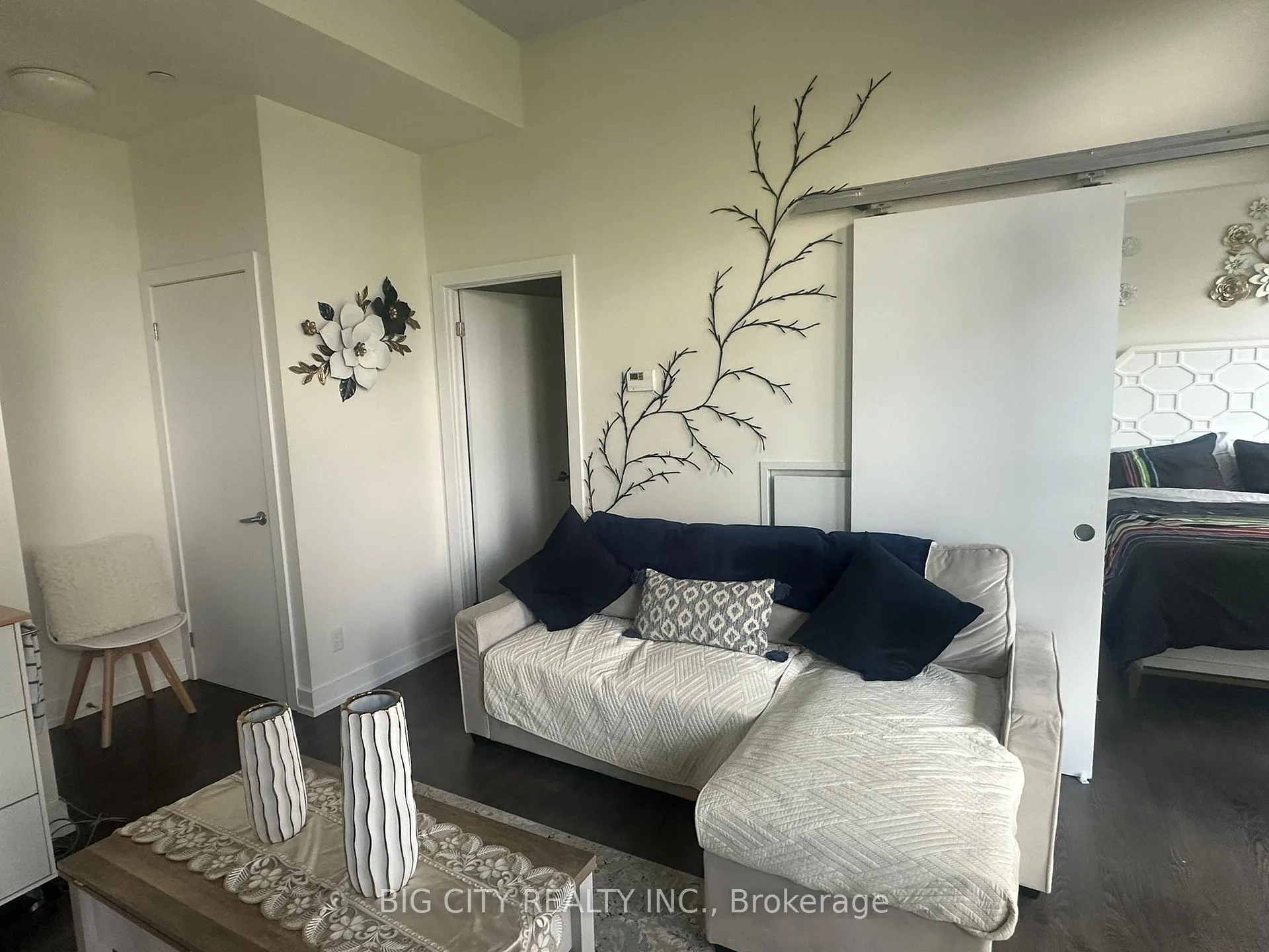 Front of Unit 313, 75 The Donway Way W