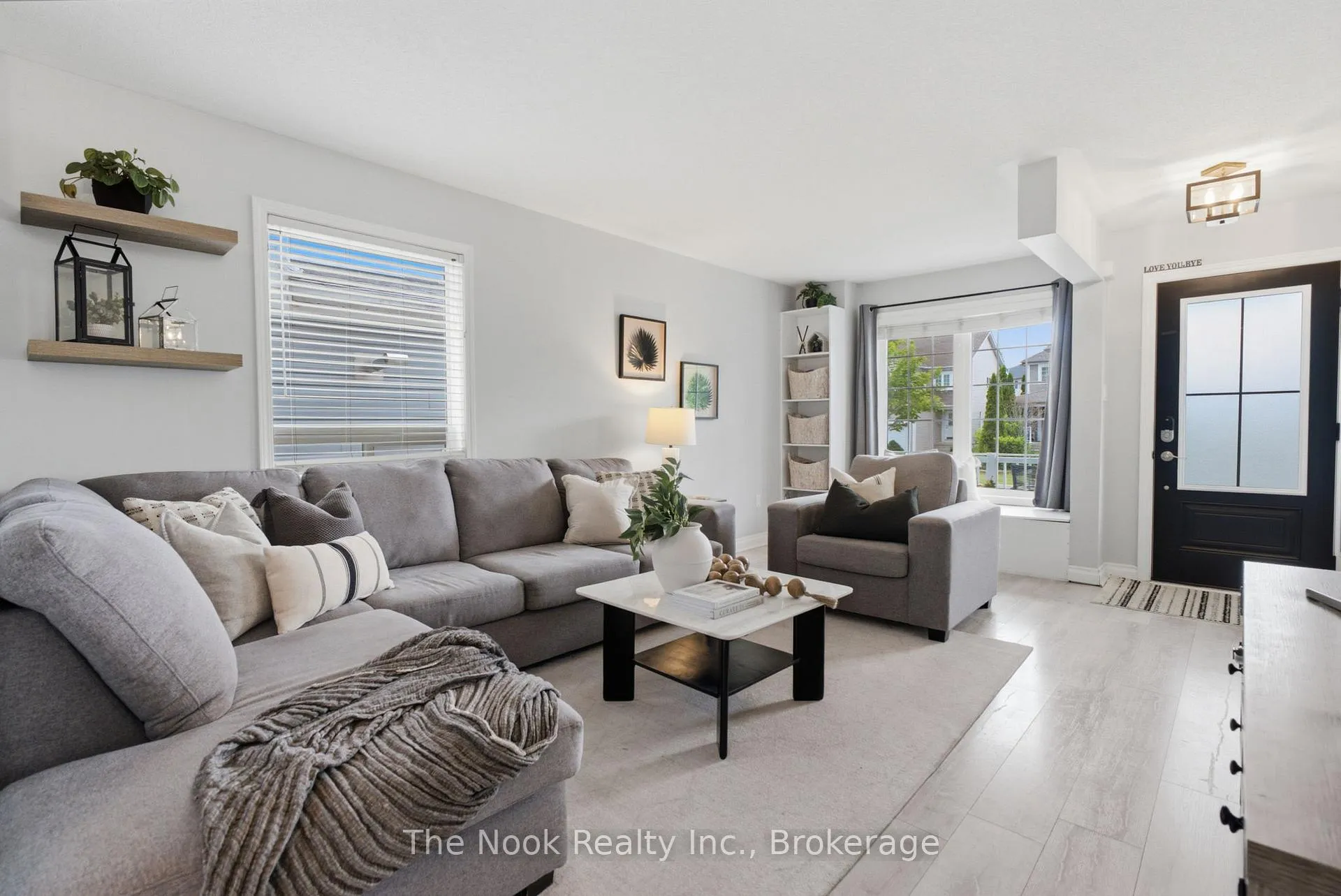 Photo 6 of 103 Padfield Drive, Clarington, Bowmanville — HOMEH