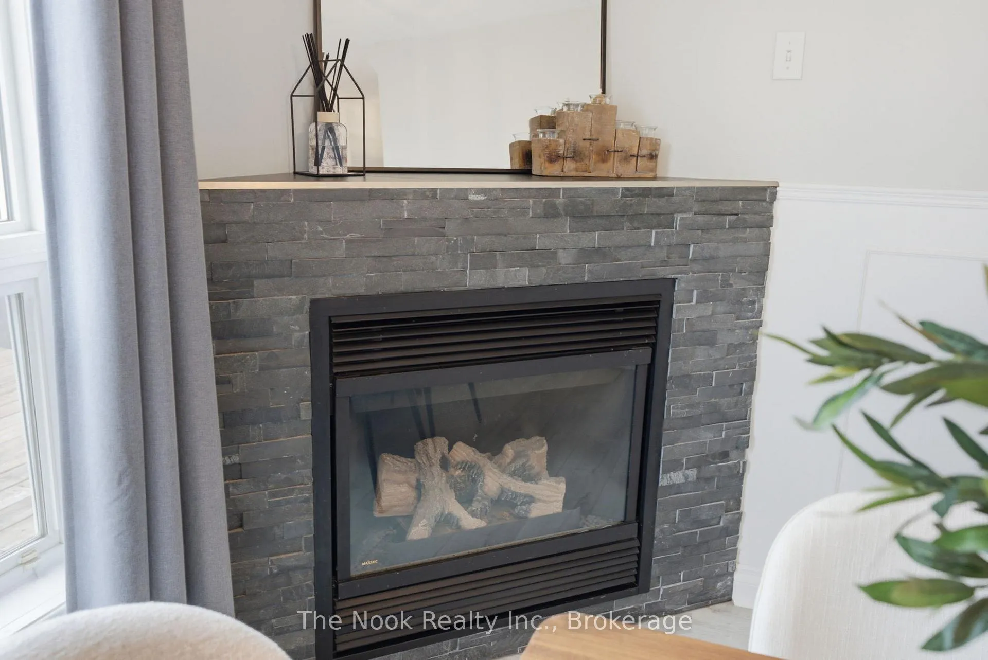 Photo 13 of 103 Padfield Drive, Clarington, Bowmanville — HOMEH