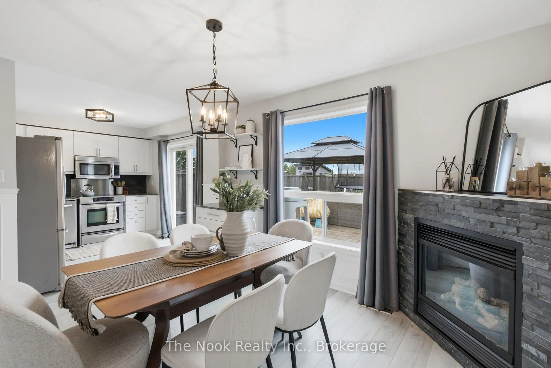 Photo 14 of 103 Padfield Drive, Clarington, Bowmanville — HOMEH
