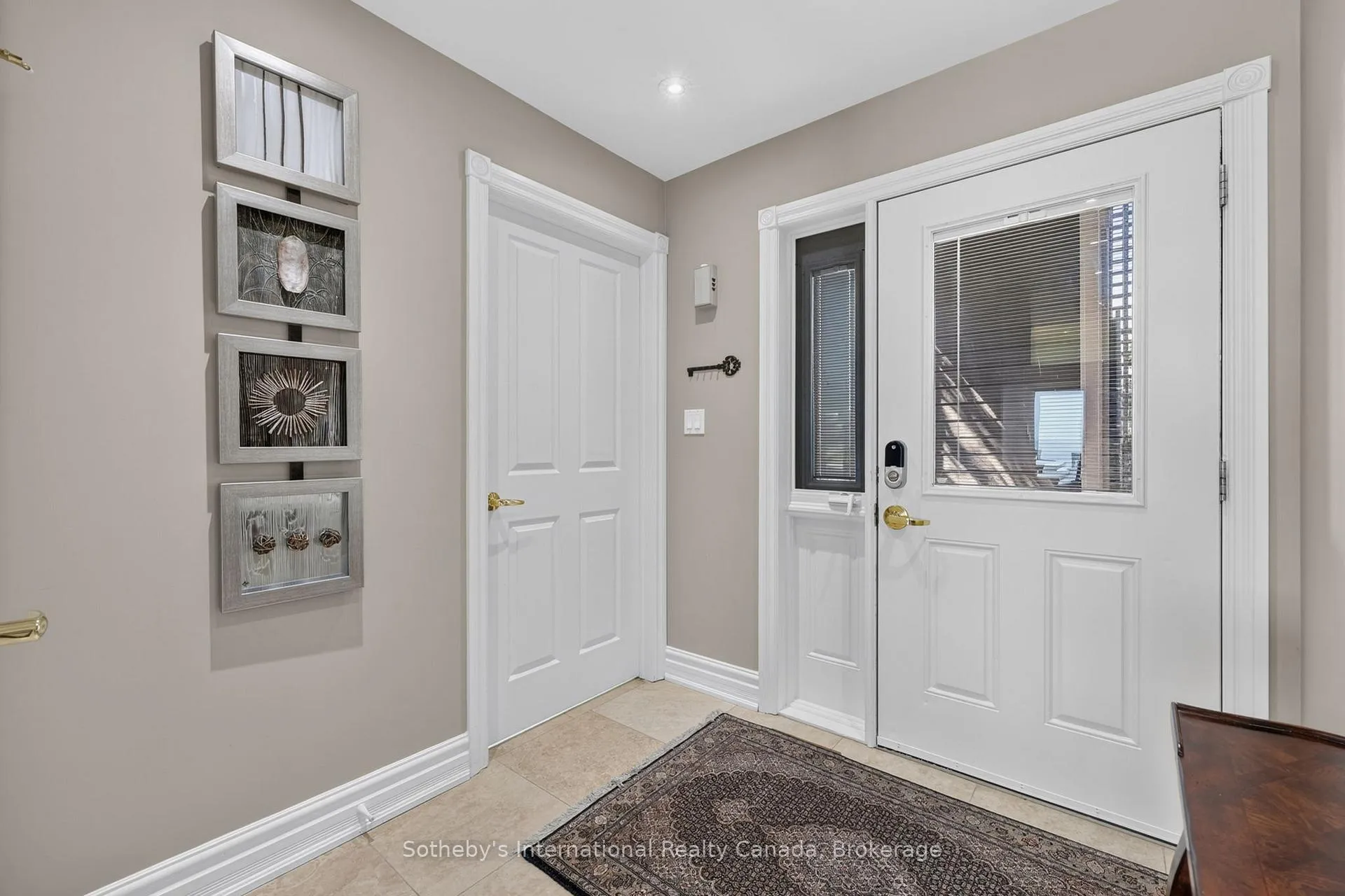 Photo 6 of 555 Mariners Way, Collingwood — HOMEH