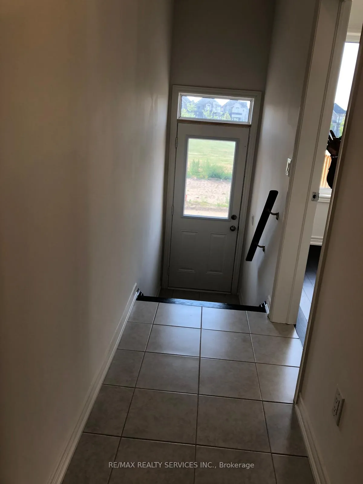 Photo 13 of 25 Hogan Manor Drive, Brampton, Northwest Brampton — HOMEH