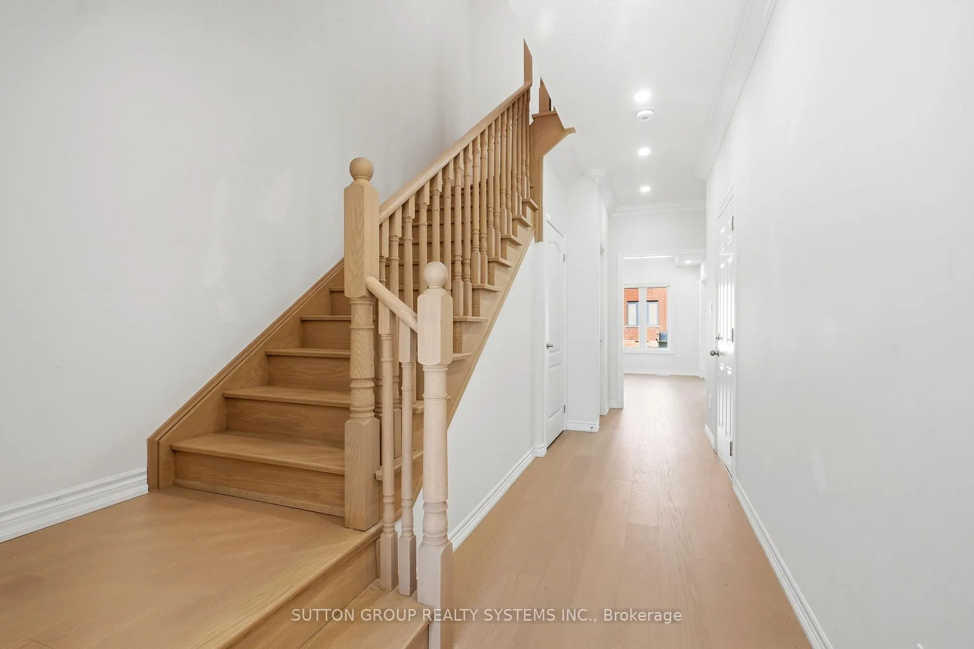 Photo 5 of 99 Baker Street, Thorold, Thorold Downtown — HOMEH