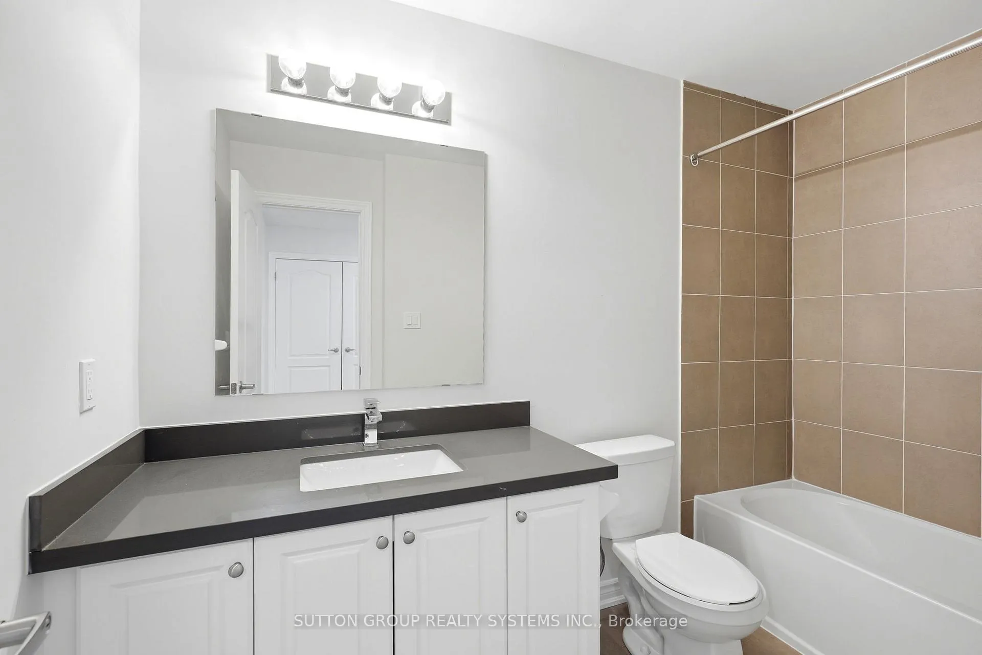 Photo 23 of 99 Baker Street, Thorold, Thorold Downtown — HOMEH