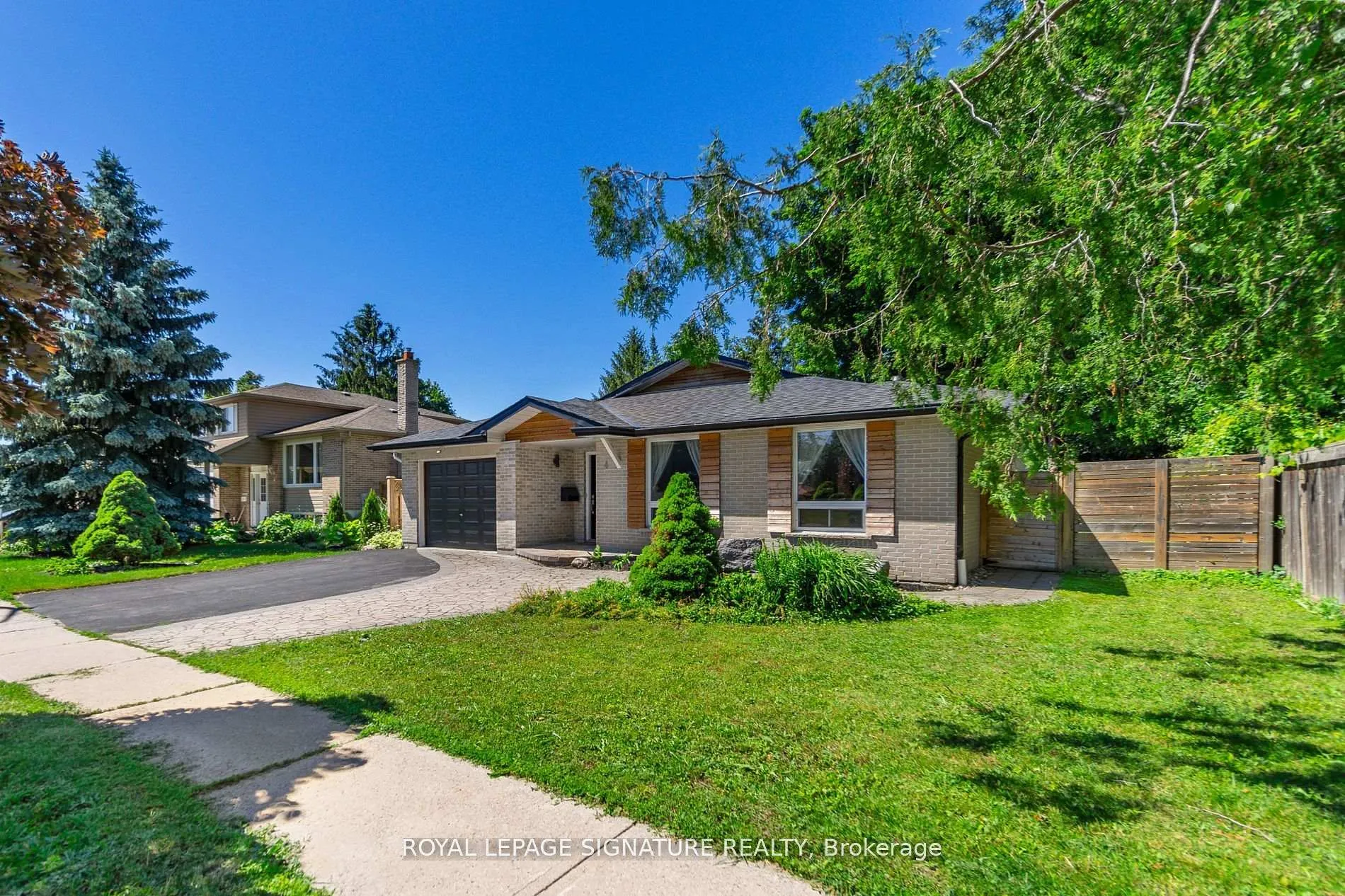 Photo 4 of Unit Upper, 4 Patricia Avenue, Barrie, Cundles East — HOMEH