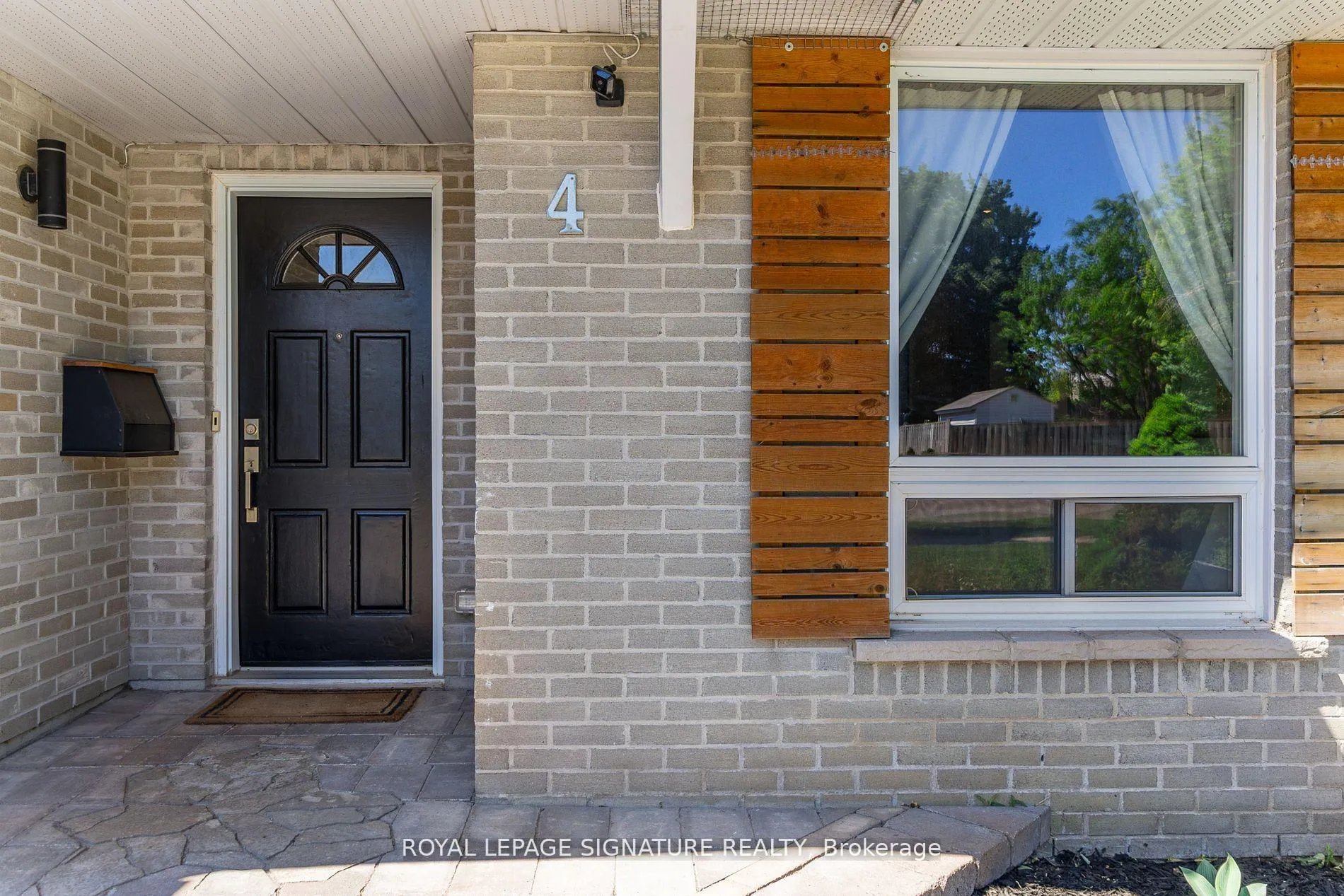 Photo 5 of Unit Upper, 4 Patricia Avenue, Barrie, Cundles East — HOMEH