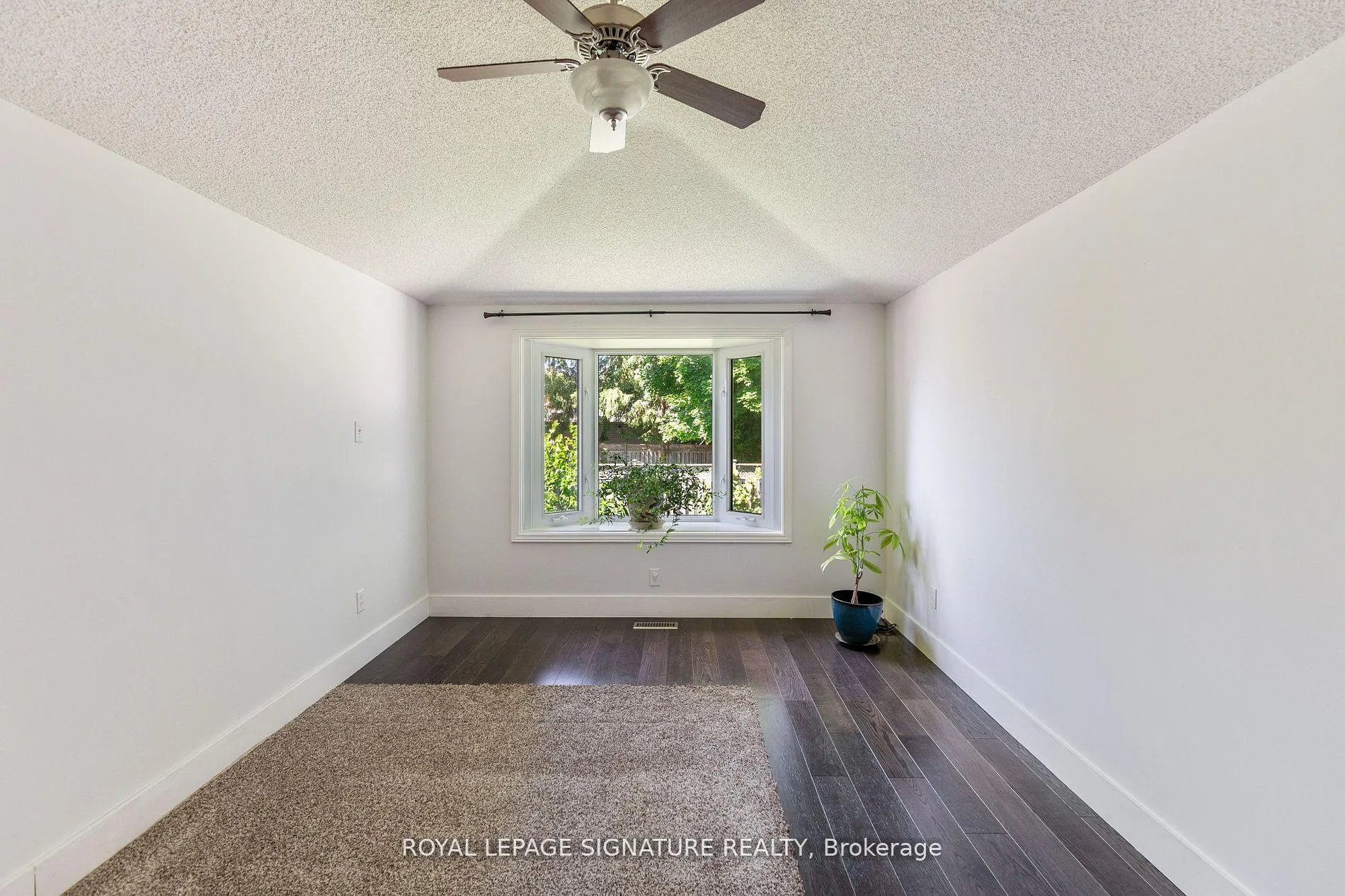 Photo 25 of Unit Upper, 4 Patricia Avenue, Barrie, Cundles East — HOMEH