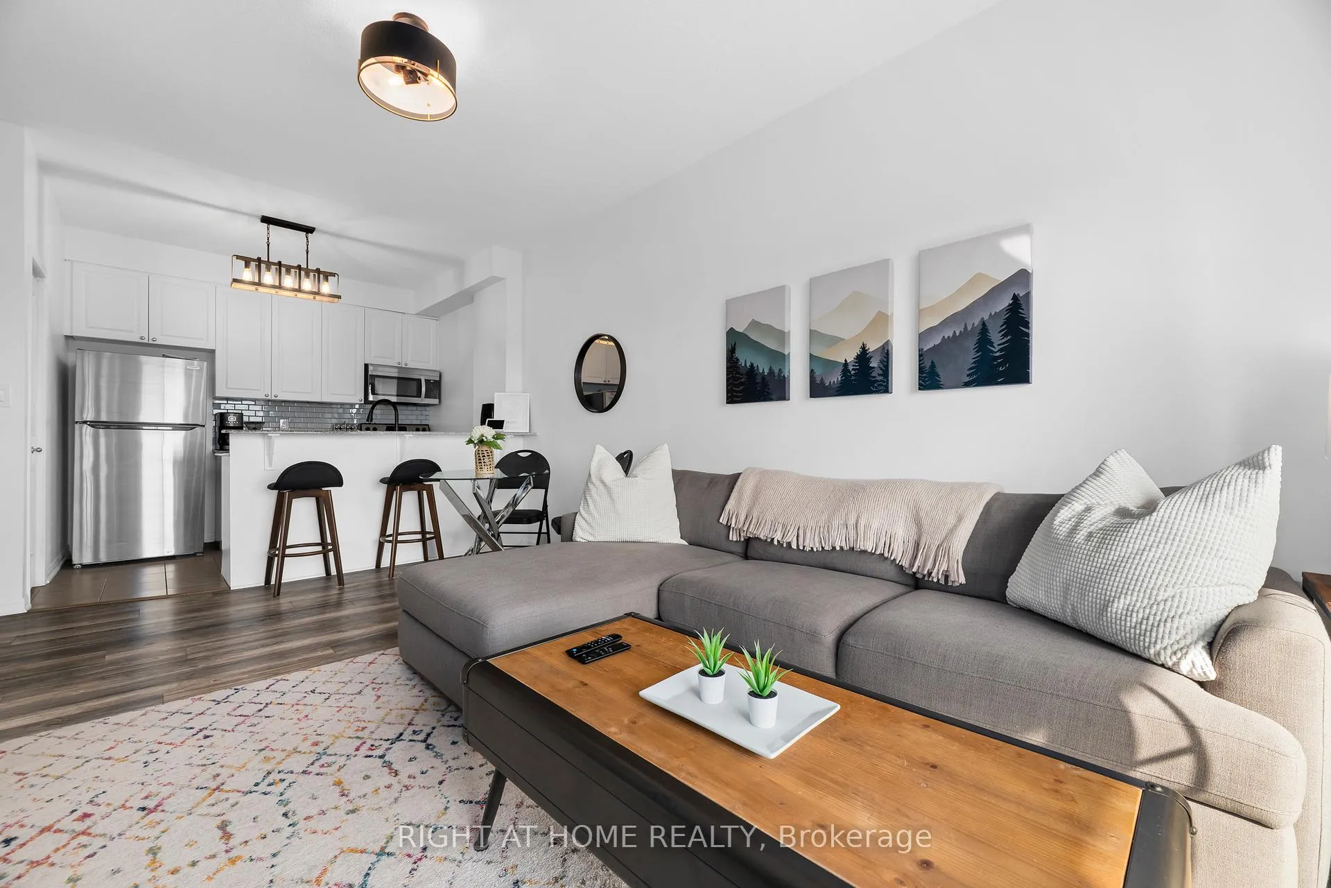 Photo 1 of Unit 303, 1 Sidney Lane, Clarington, Bowmanville — HOMEH