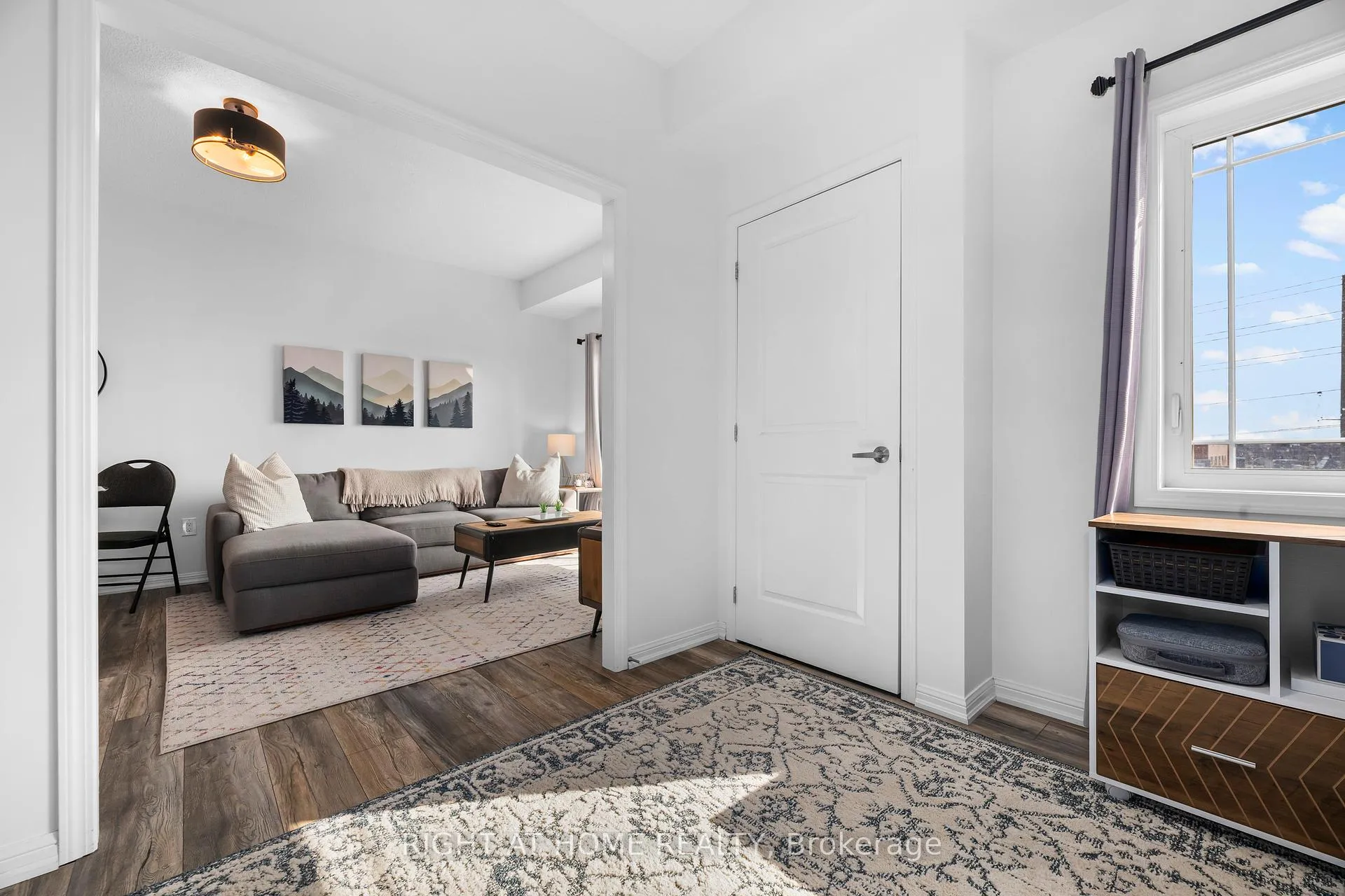 Photo 12 of Unit 303, 1 Sidney Lane, Clarington, Bowmanville — HOMEH