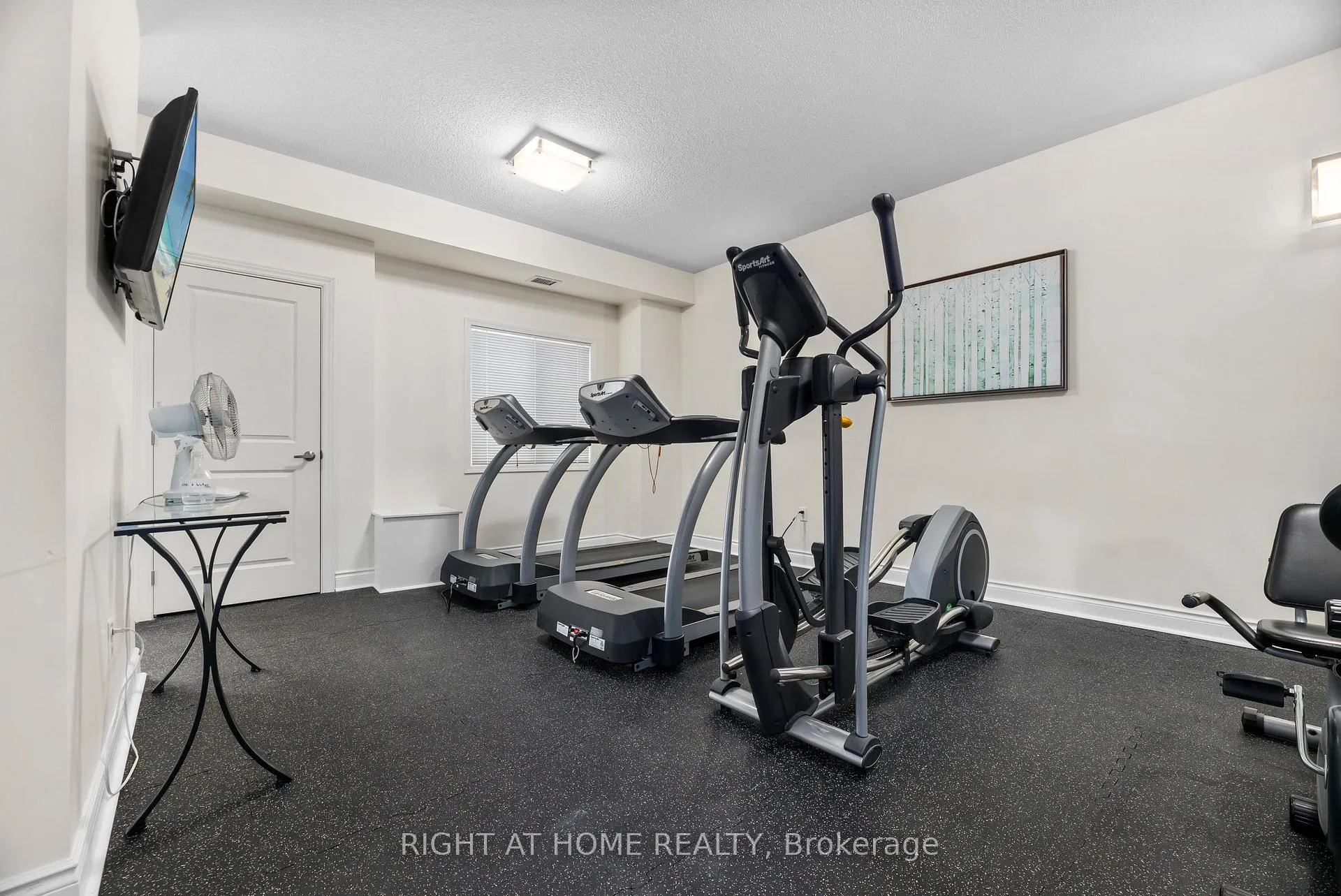 Photo 22 of Unit 303, 1 Sidney Lane, Clarington, Bowmanville — HOMEH