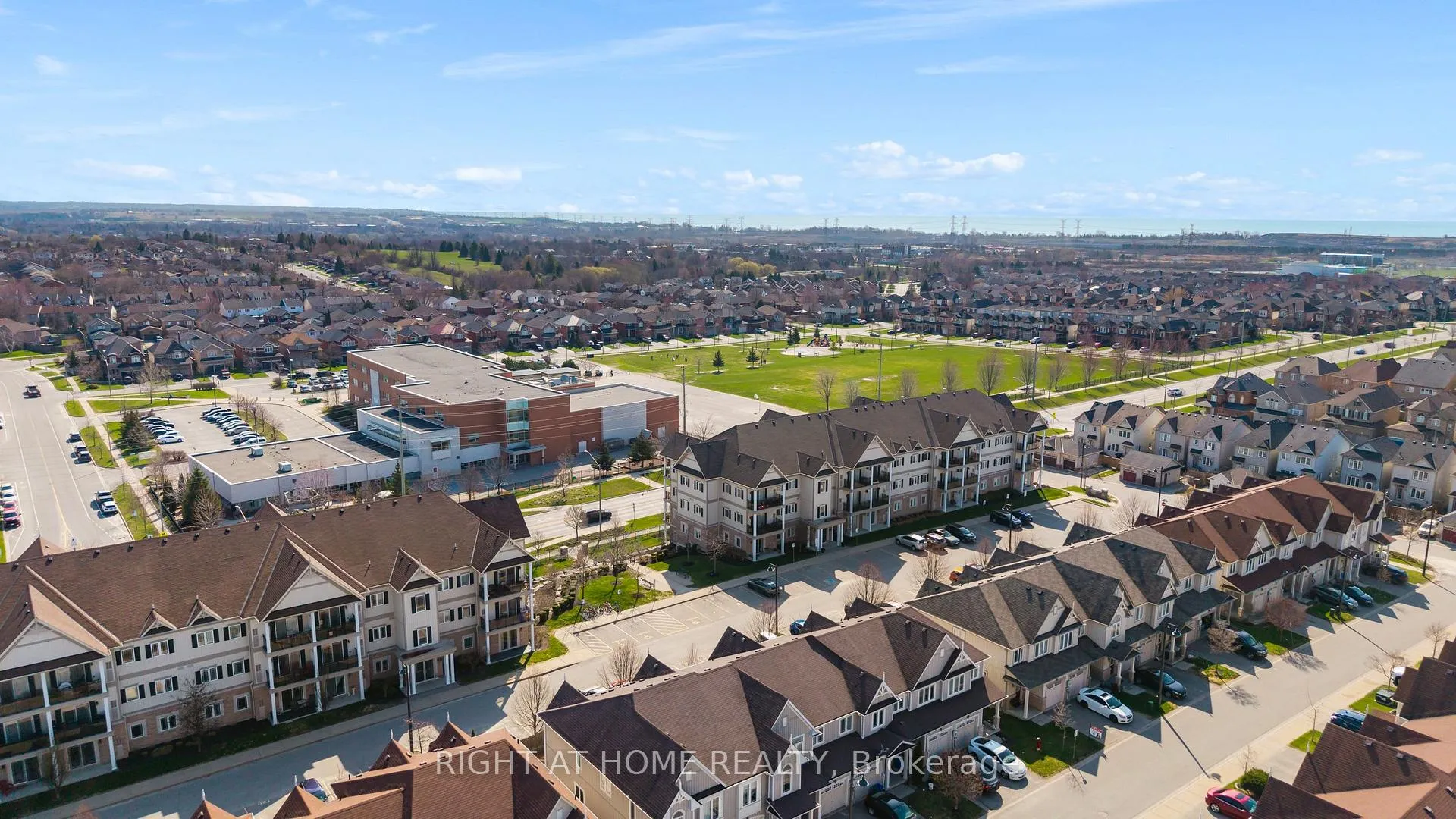 Photo 30 of Unit 303, 1 Sidney Lane, Clarington, Bowmanville — HOMEH