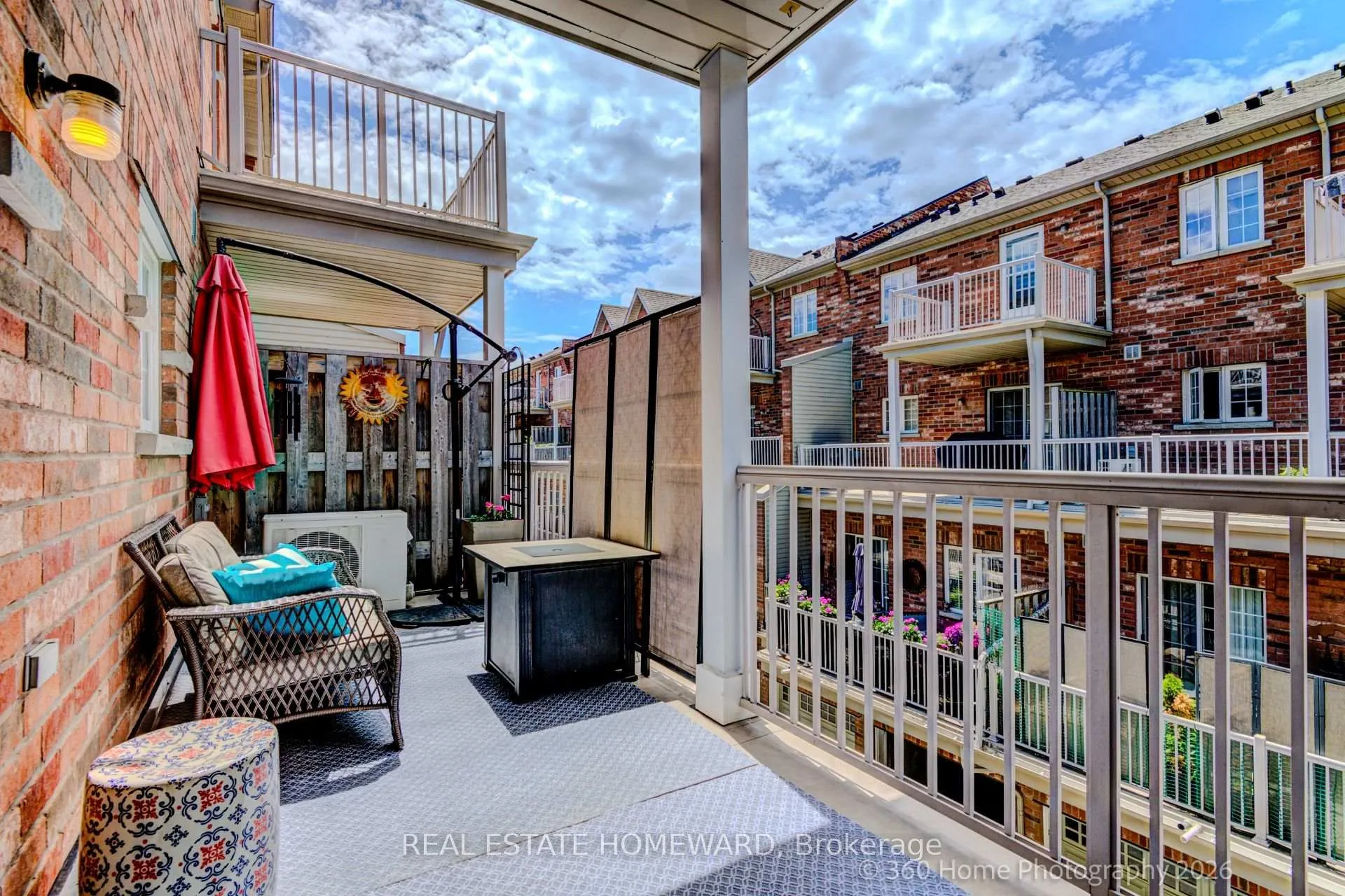 Photo 13 of 28 Carnahan Terrace, Toronto, East End-Danforth — HOMEH