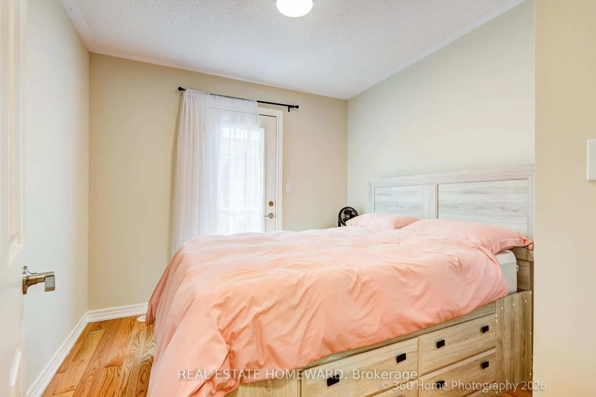 Photo 18 of 28 Carnahan Terrace, Toronto, East End-Danforth — HOMEH