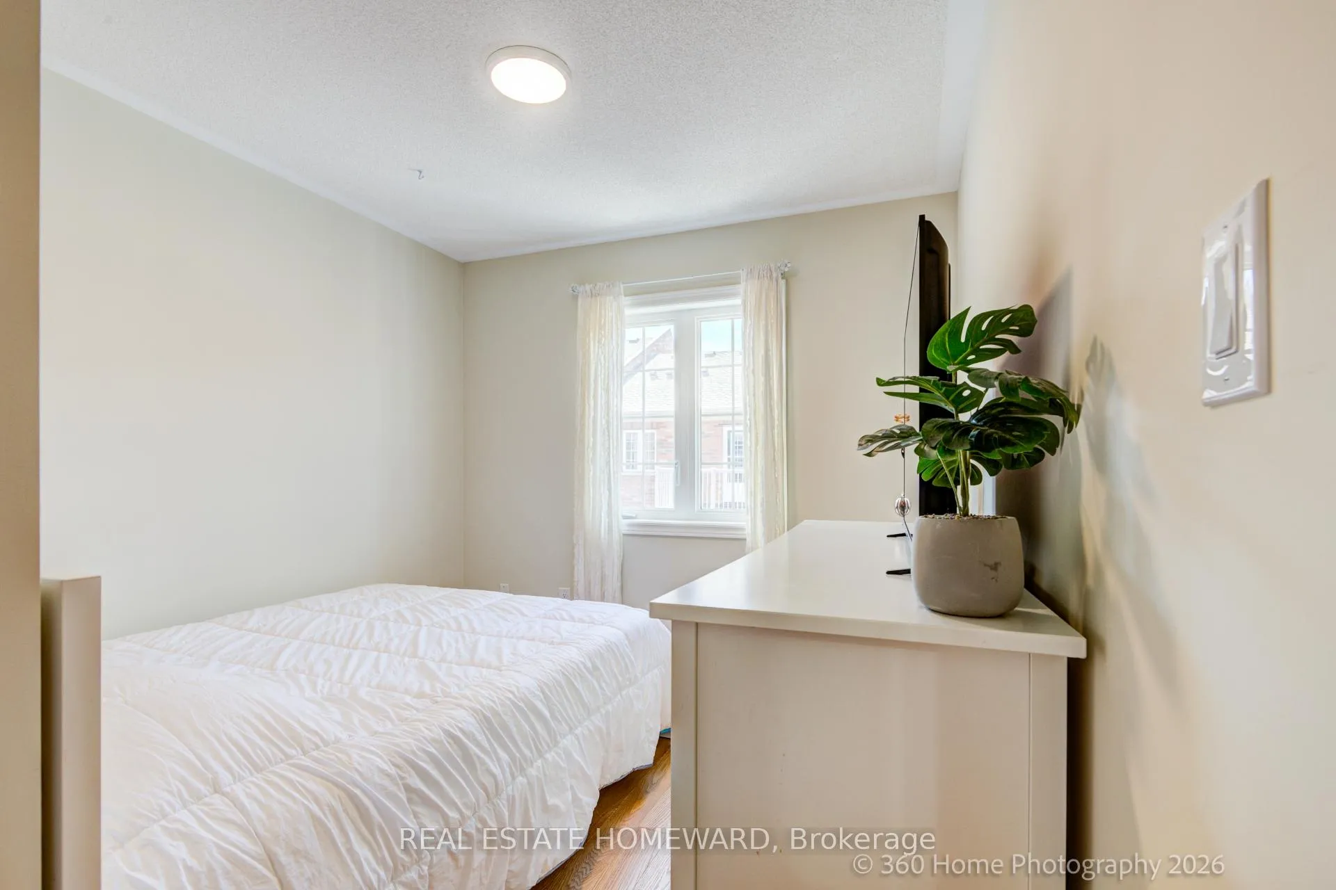 Photo 19 of 28 Carnahan Terrace, Toronto, East End-Danforth — HOMEH