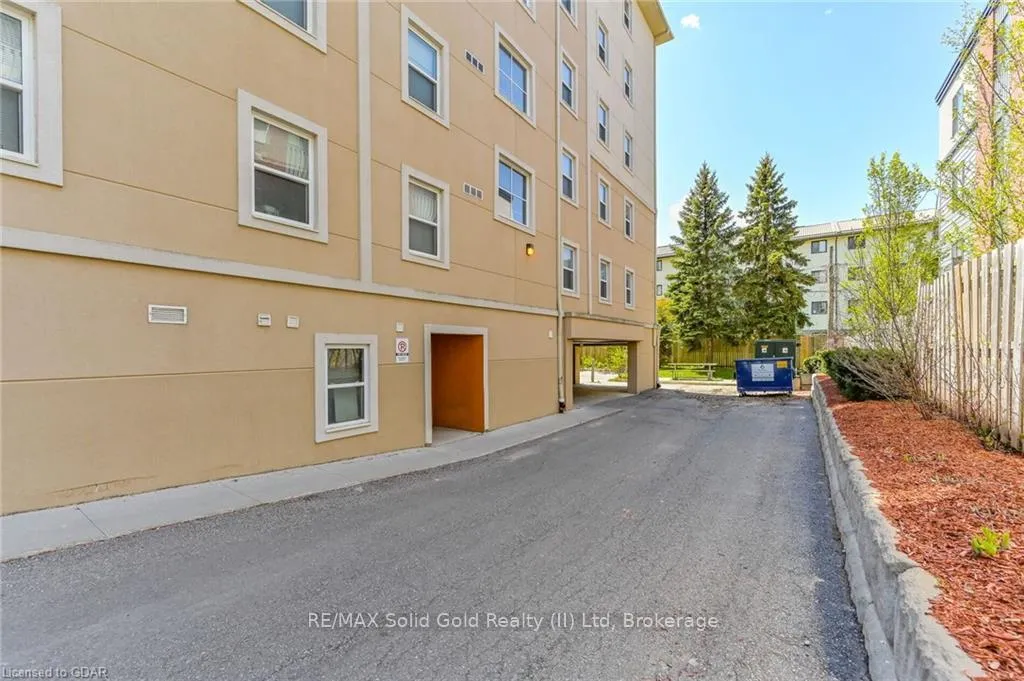 Photo 2 of Unit 102, 271 Lester Street, Waterloo, Beechwood/University — HOMEH