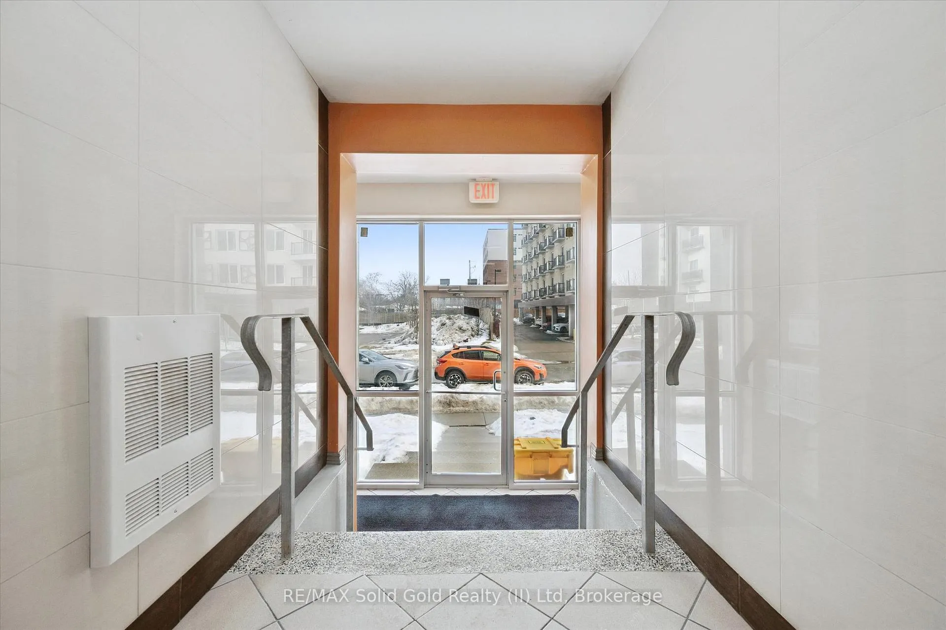 Photo 3 of Unit 102, 271 Lester Street, Waterloo, Beechwood/University — HOMEH