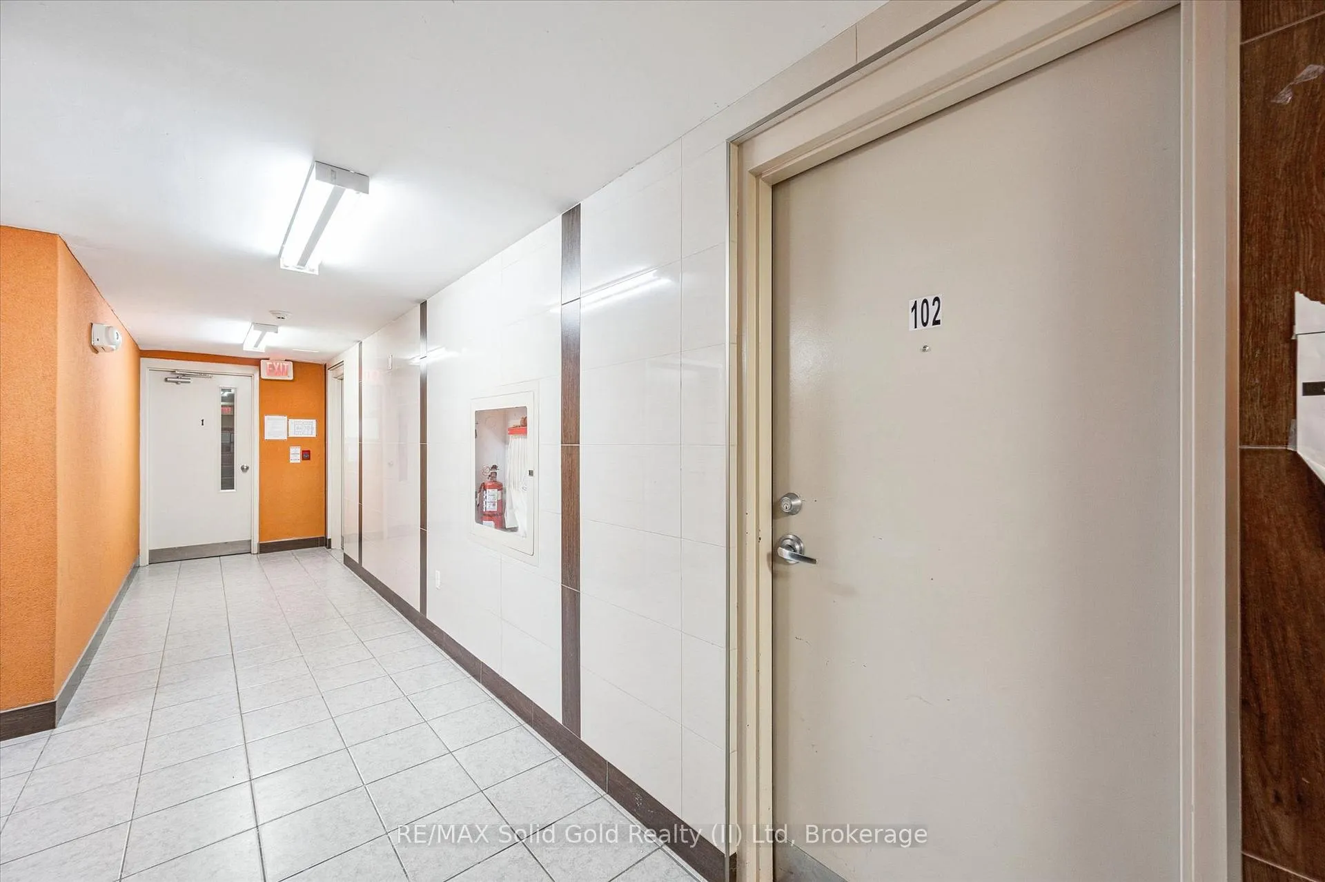 Photo 5 of Unit 102, 271 Lester Street, Waterloo, Beechwood/University — HOMEH